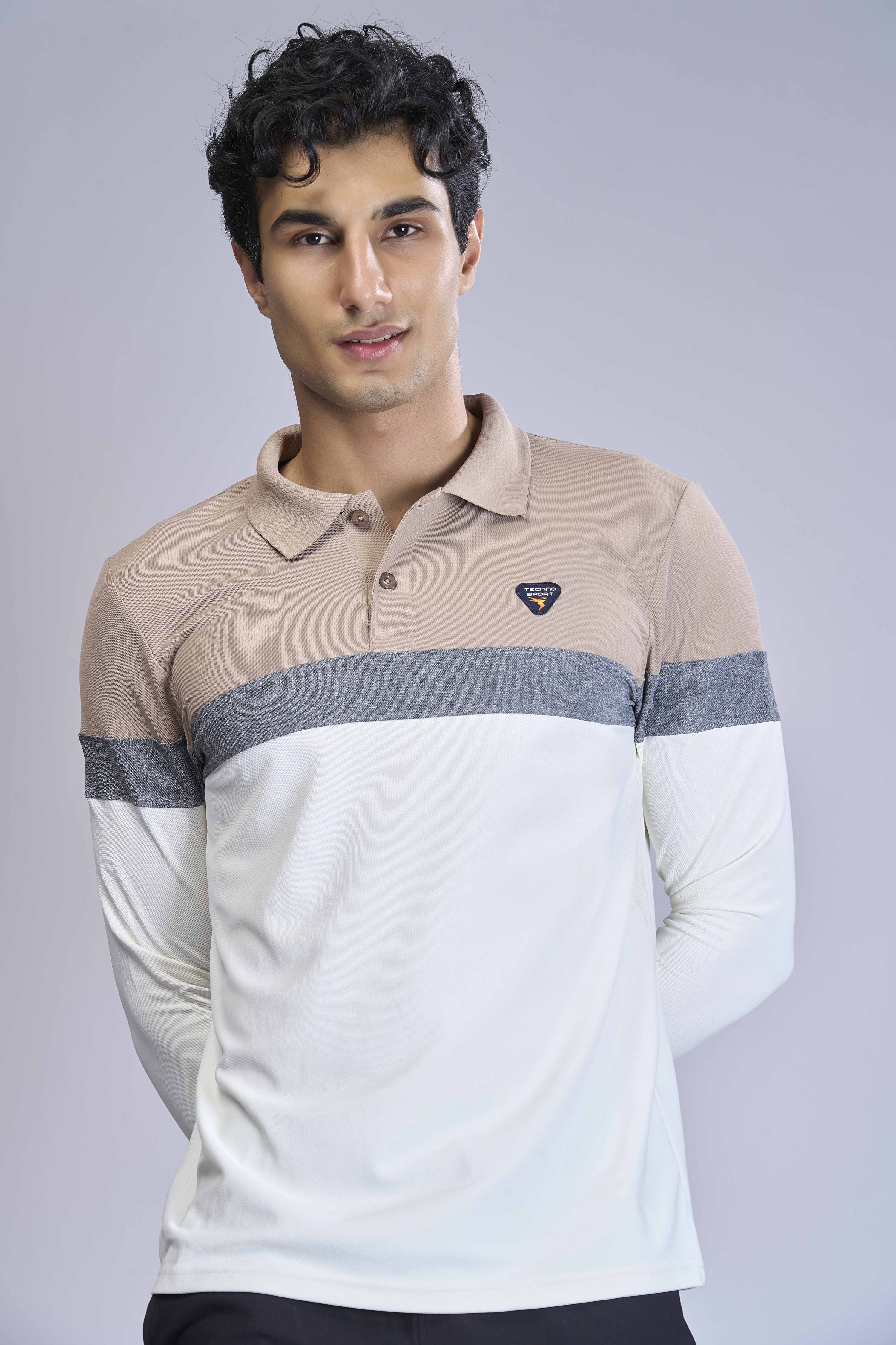 Men Colorblock Slim Fit Polo T-shirt with MATPIQ