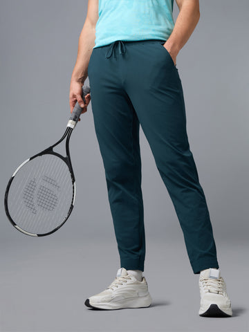 Men Solid Slim Fit Joggers with ELASTOPLUS