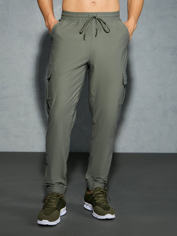 Men Solid Slim Fit Cargo Joggers with DURACOOL+
