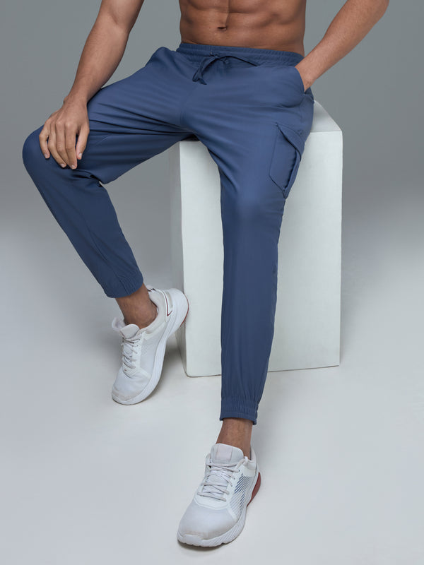 Men Solid Slim Fit Cargo Joggers with DURACOOL+