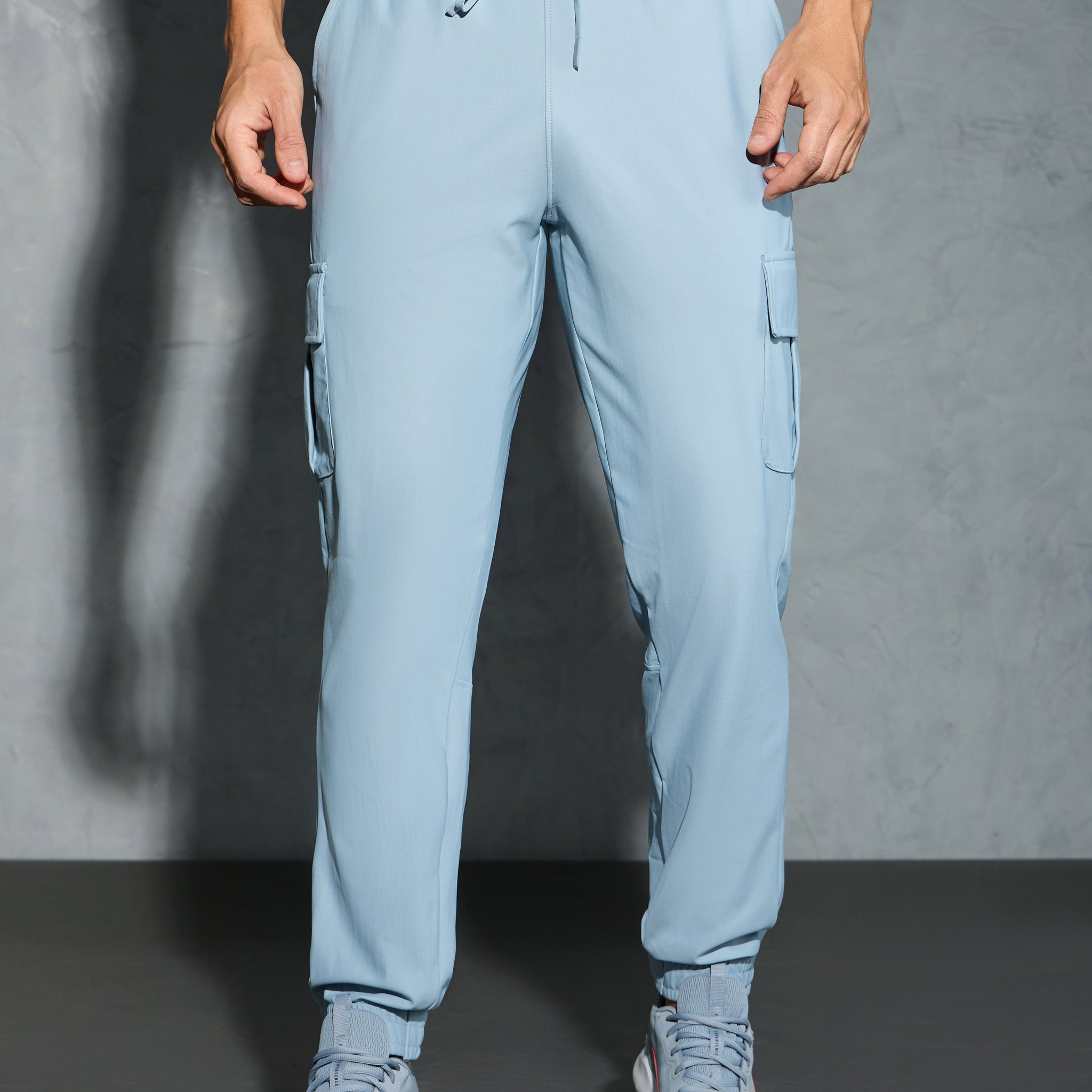 Men Solid Slim Fit Cargo Joggers with DURACOOL+