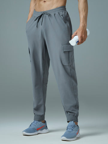 Men Solid Slim Fit Cargo Joggers with DURACOOL+