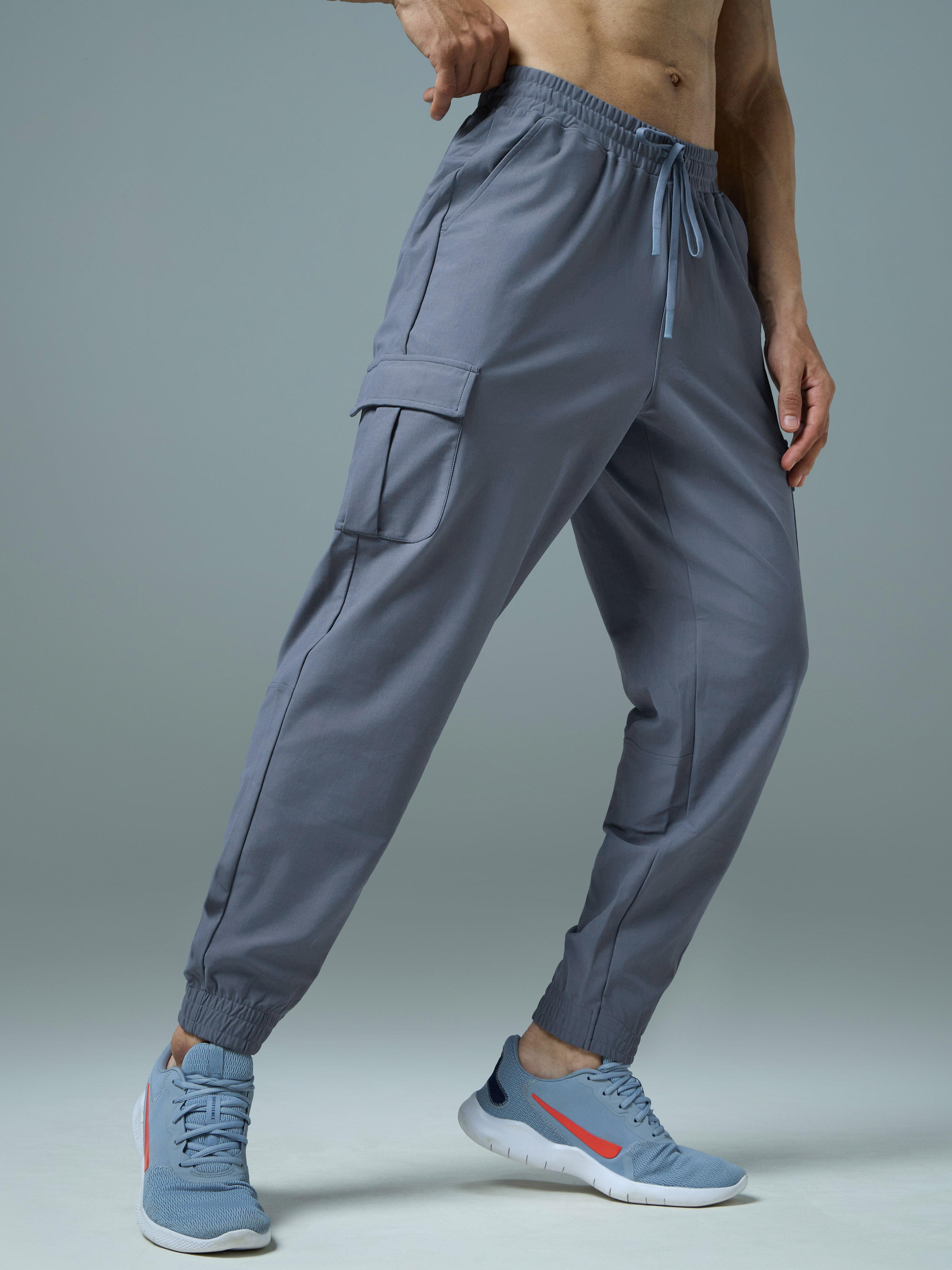 Men Solid Slim Fit Cargo Joggers with DURACOOL+