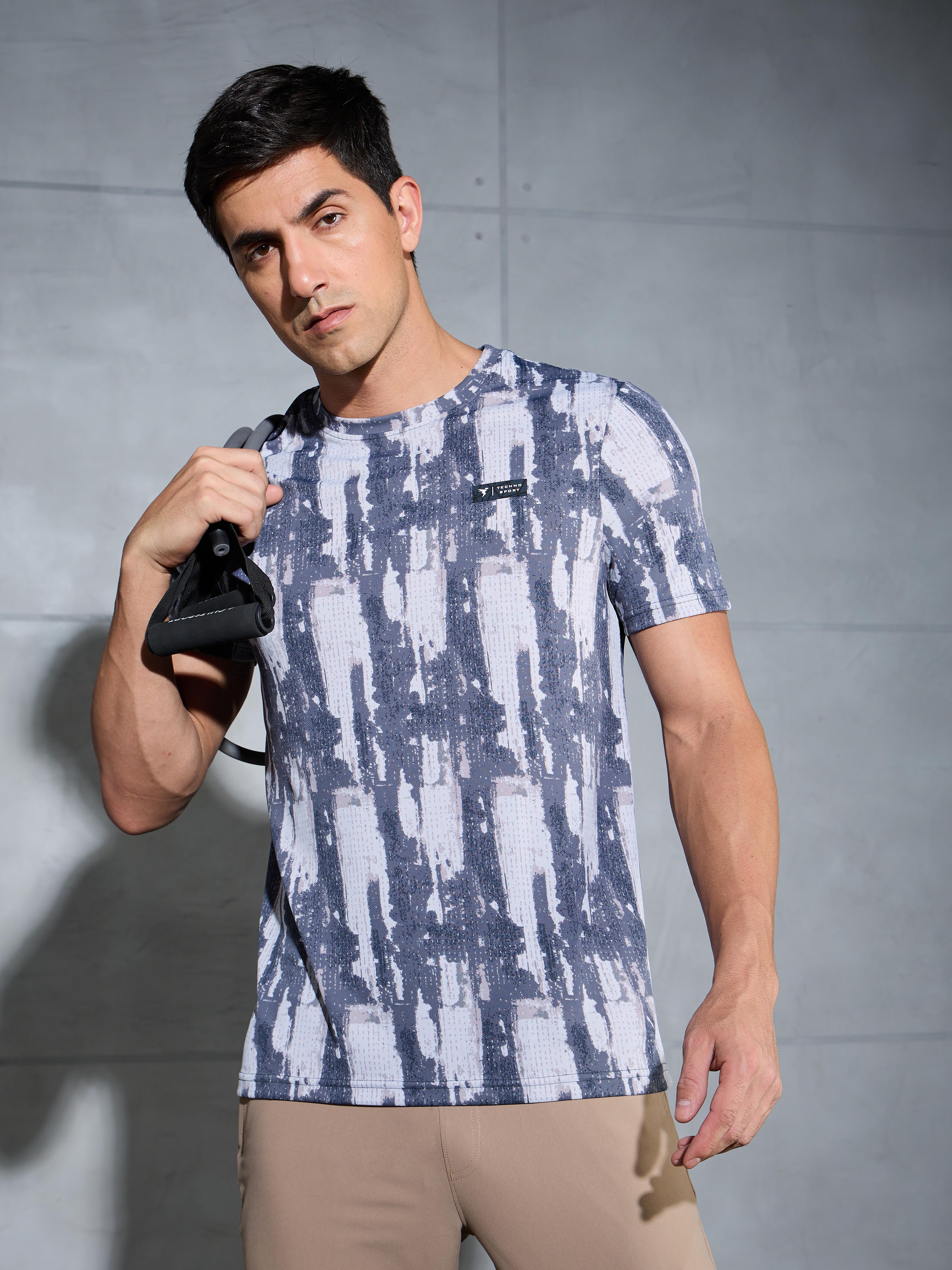 Men Abstract Print Slim Fit Crew Neck T-shirt with TECHNO COOL+