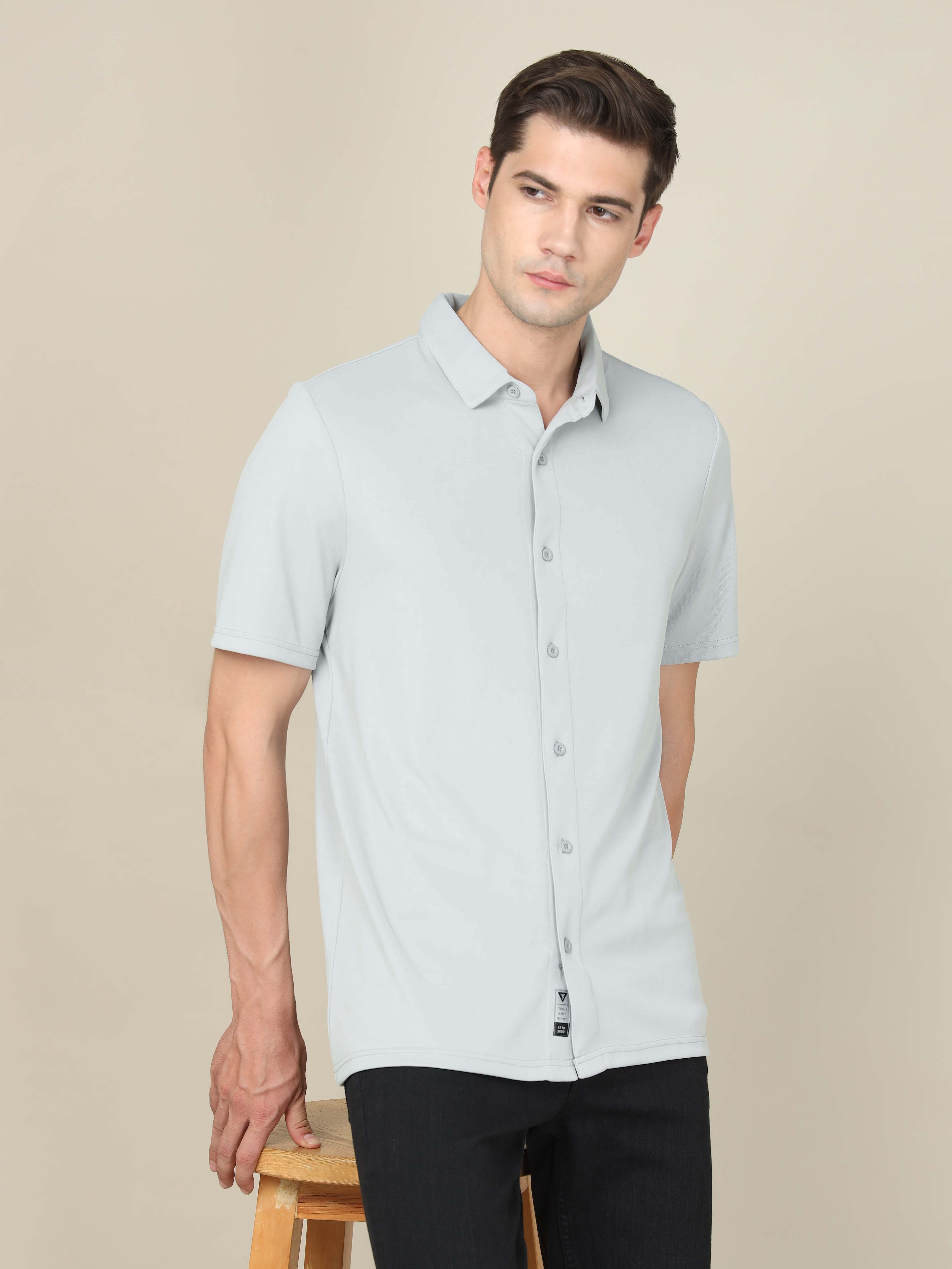 Men Solid Regular Fit Spread Collar Shirt with TECHNO COOL+