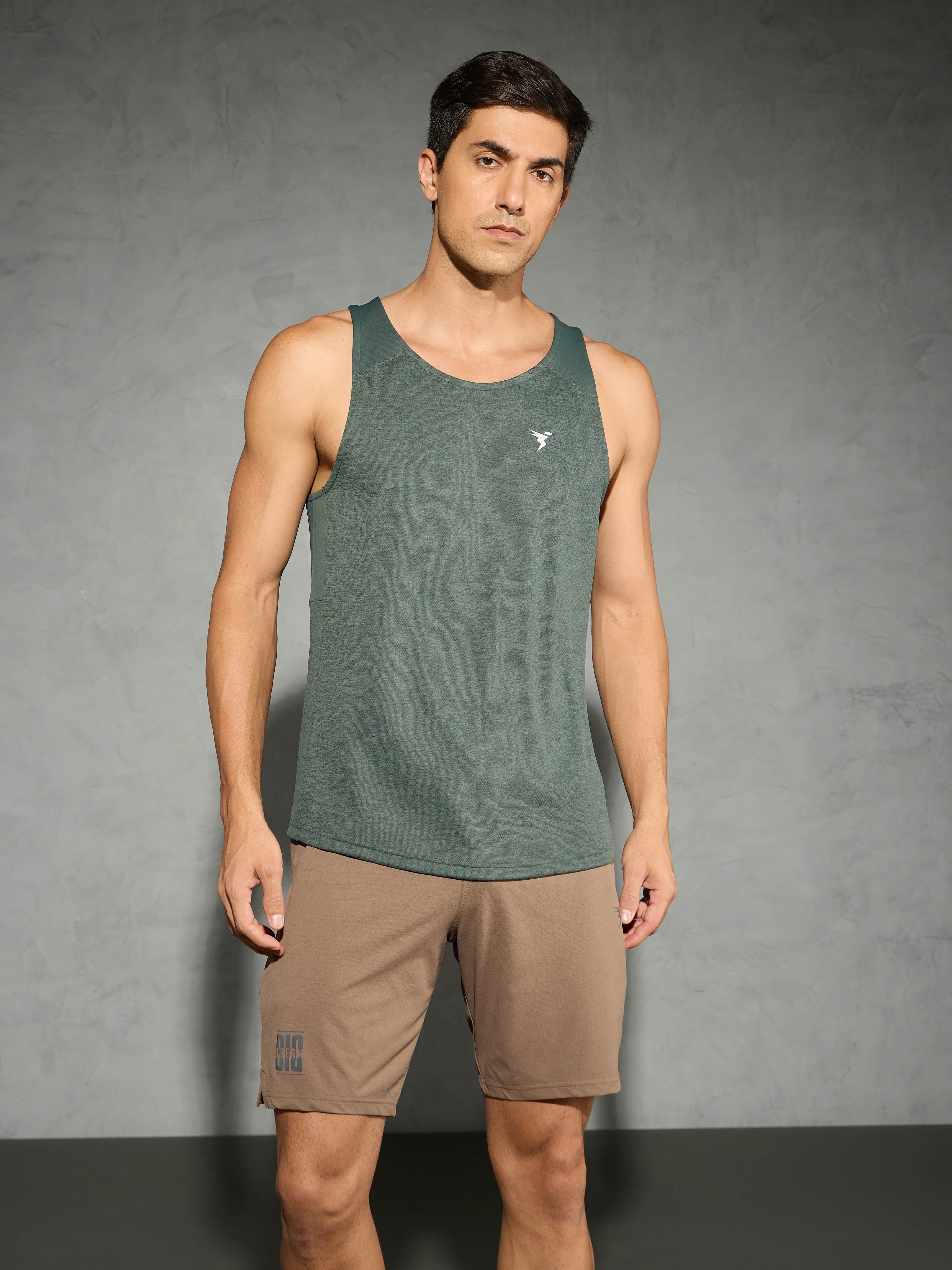 Men Melange Slim Fit Scoop Neck Innerwear Vest with TECHNO COOL+