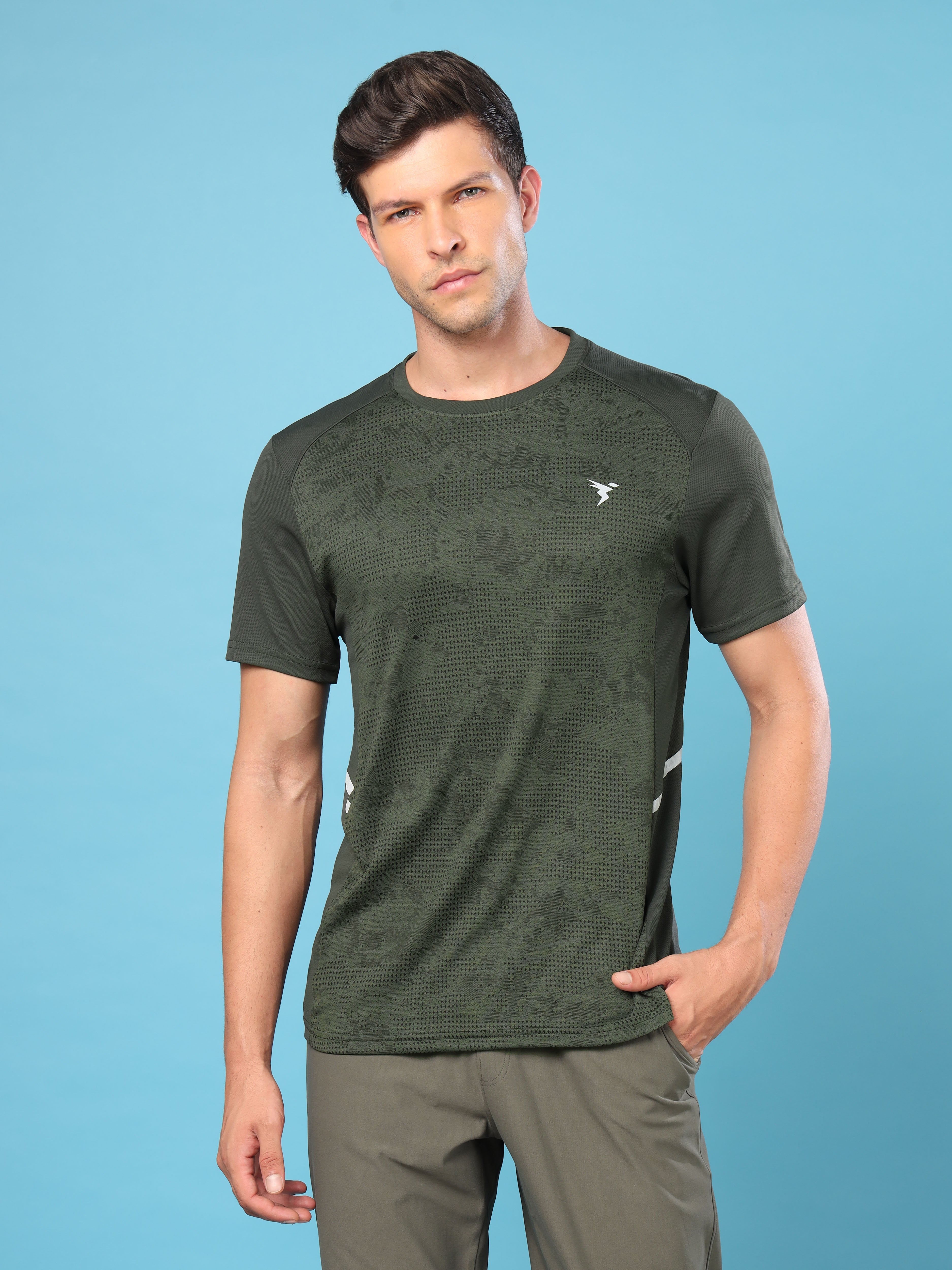 Men Slim Fit Crew Neck T-shirt with DOUBLE COOL