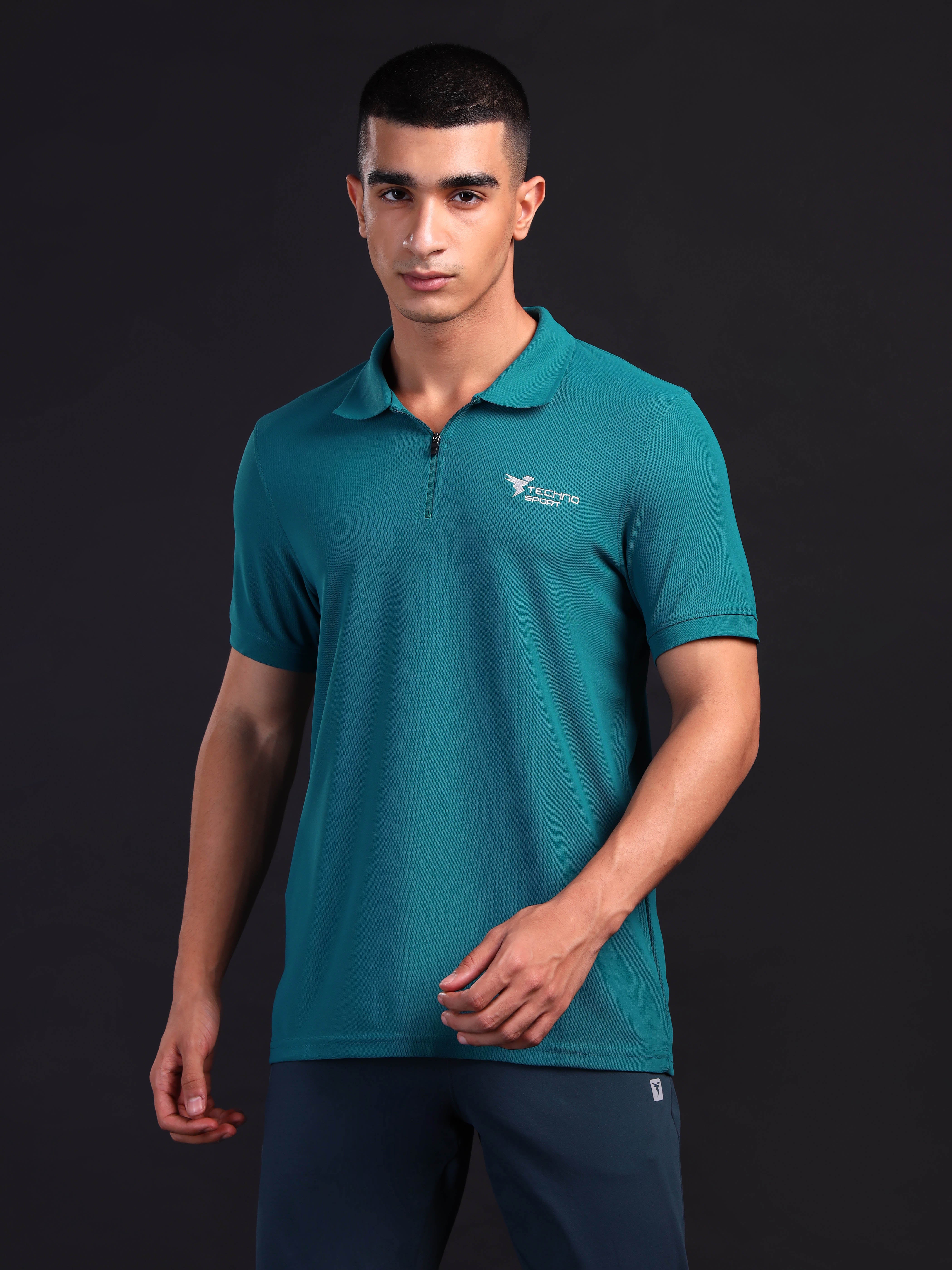 Men Solid Slim Fit Polo T-shirt with MATPIQ