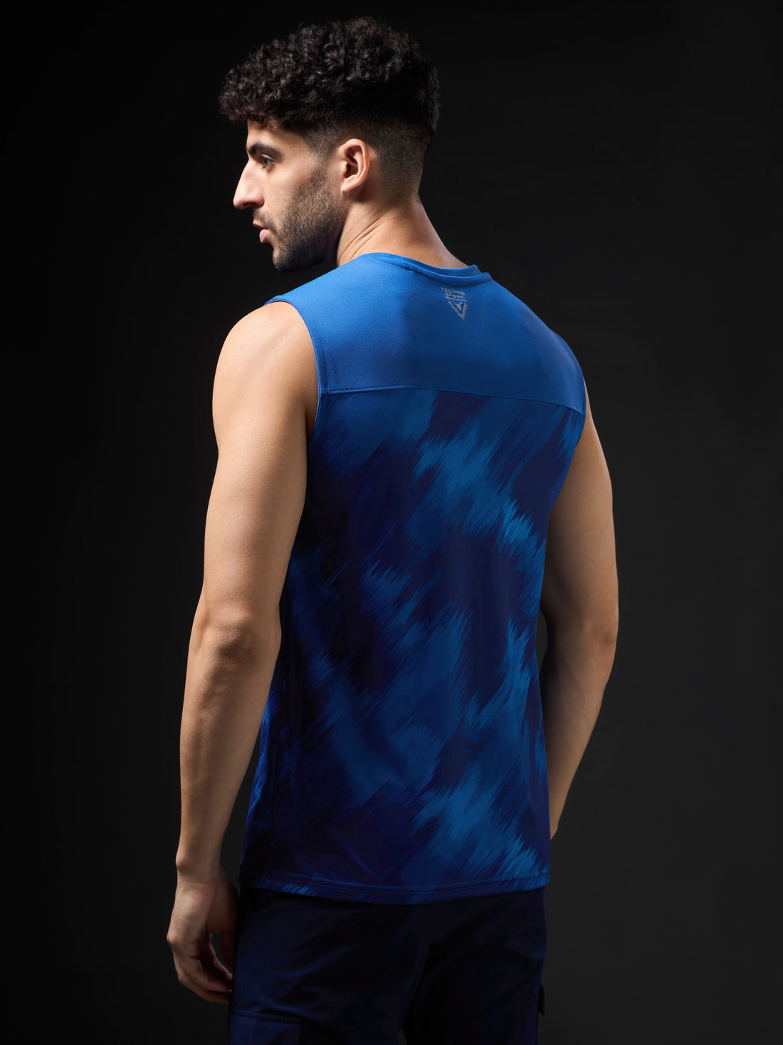 Men Solid Slim Fit Round Neck Sports Innerwear Vest with TECHNOCOOL+