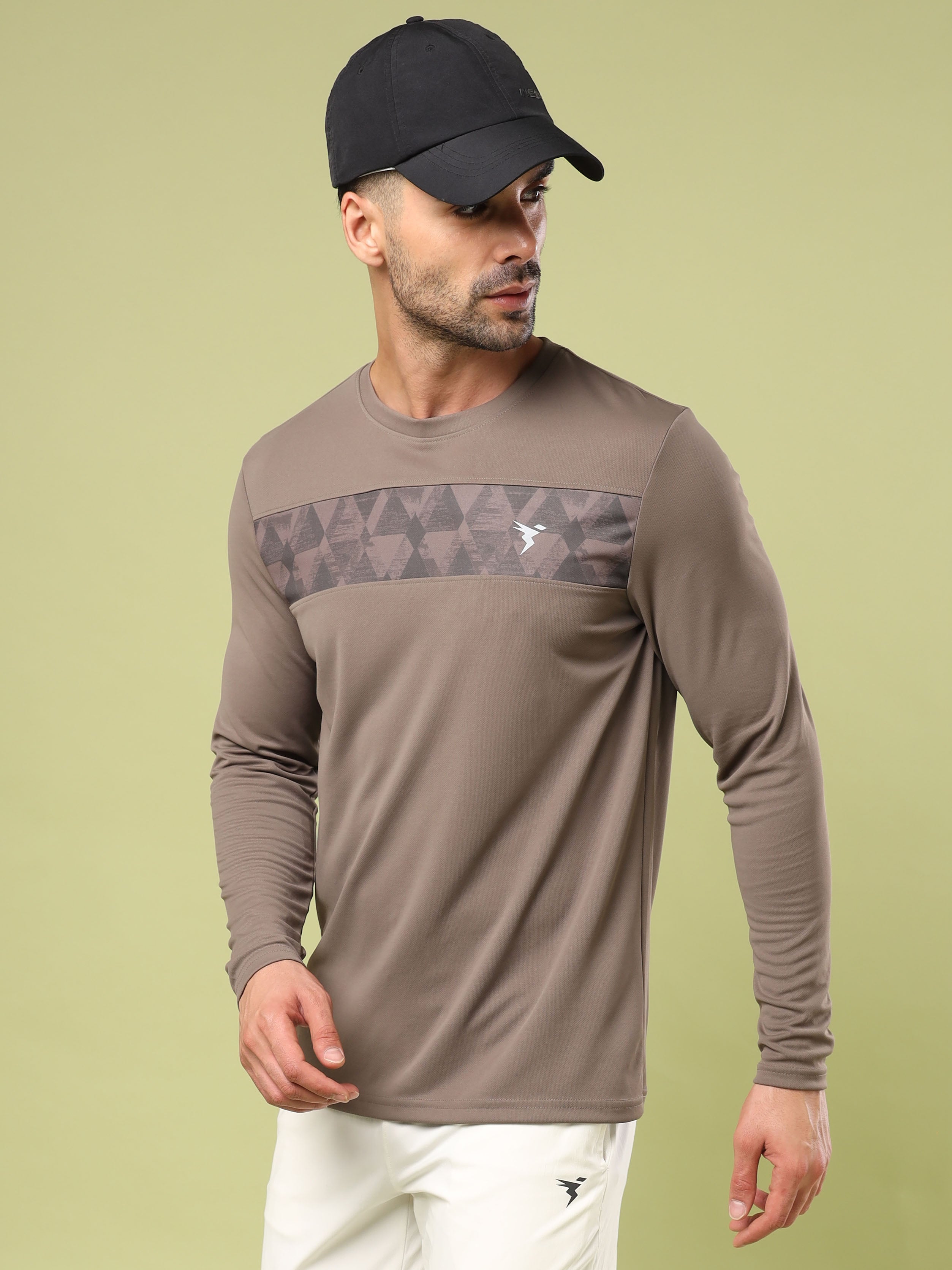 Men Printed Slim Fit Round Neck Sports T-shirt with TECHNO COOL+