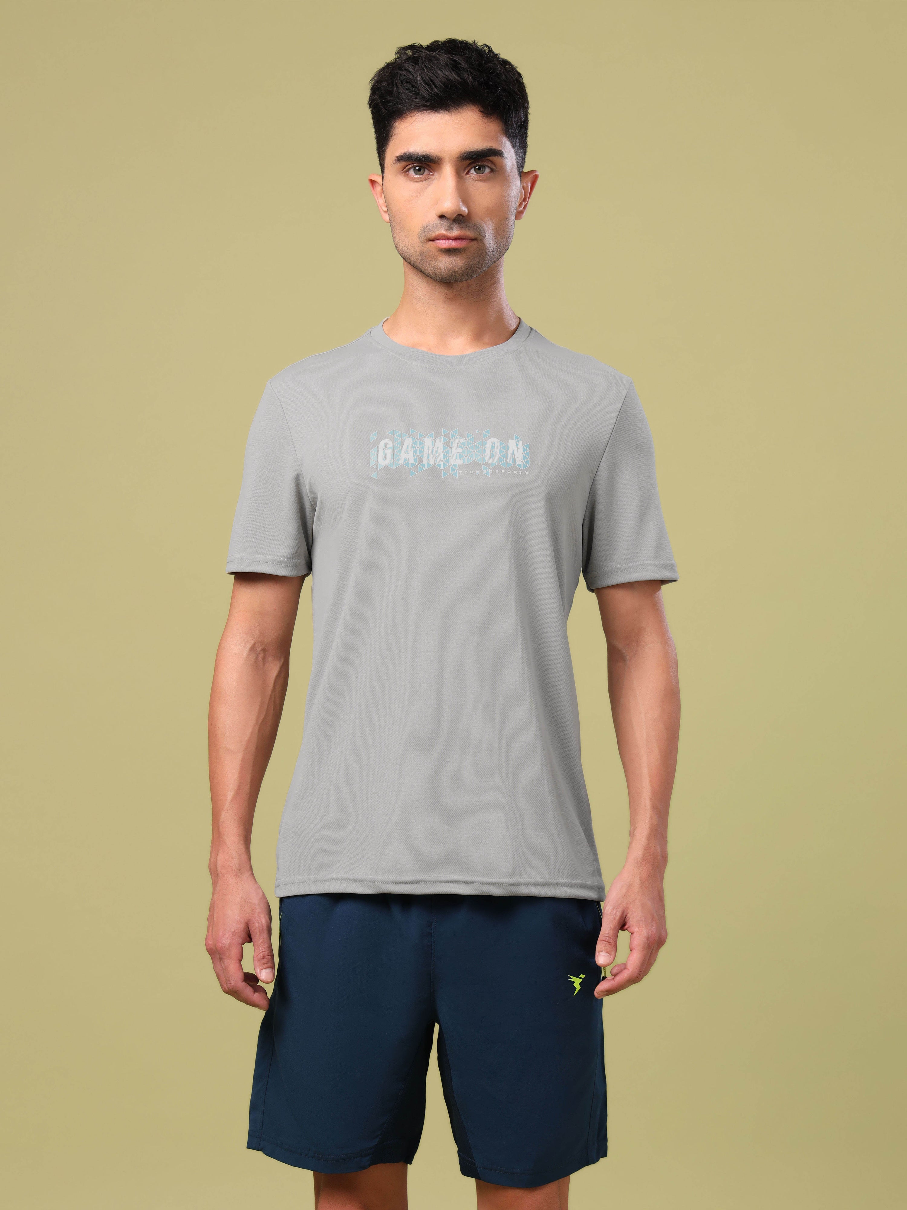 Men Printed Slim Fit Round Neck T-shirt with TECHNO COOL+