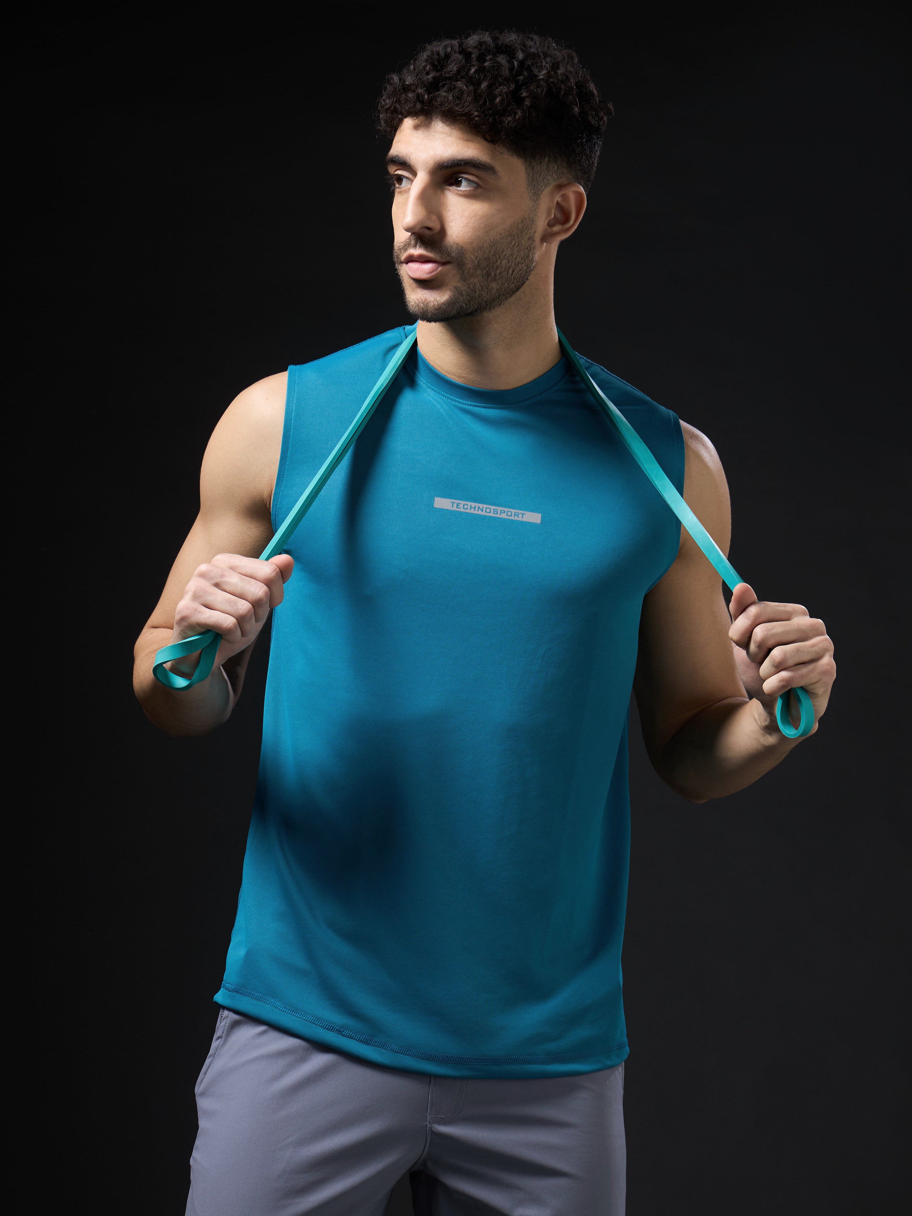 Men Solid Slim Fit Sports Innerwear Vest with TECHNOCOOL+