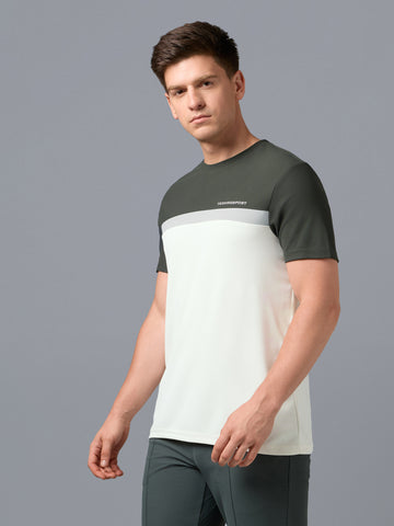 Men Colorblock Slim Fit Crew Neck T-shirt with MATPIQ
