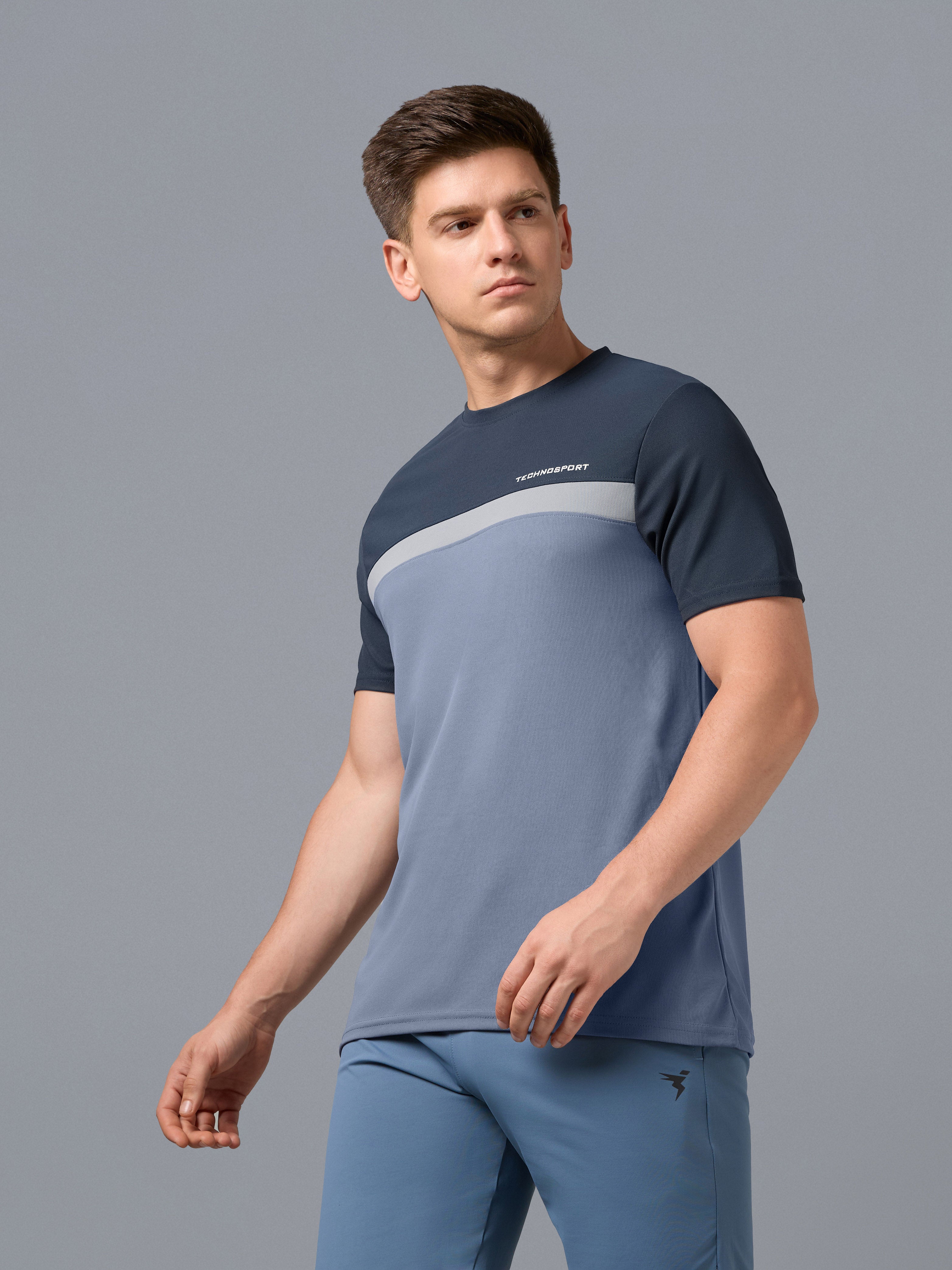 Men Colorblock Slim Fit Crew Neck T-shirt with MATPIQ