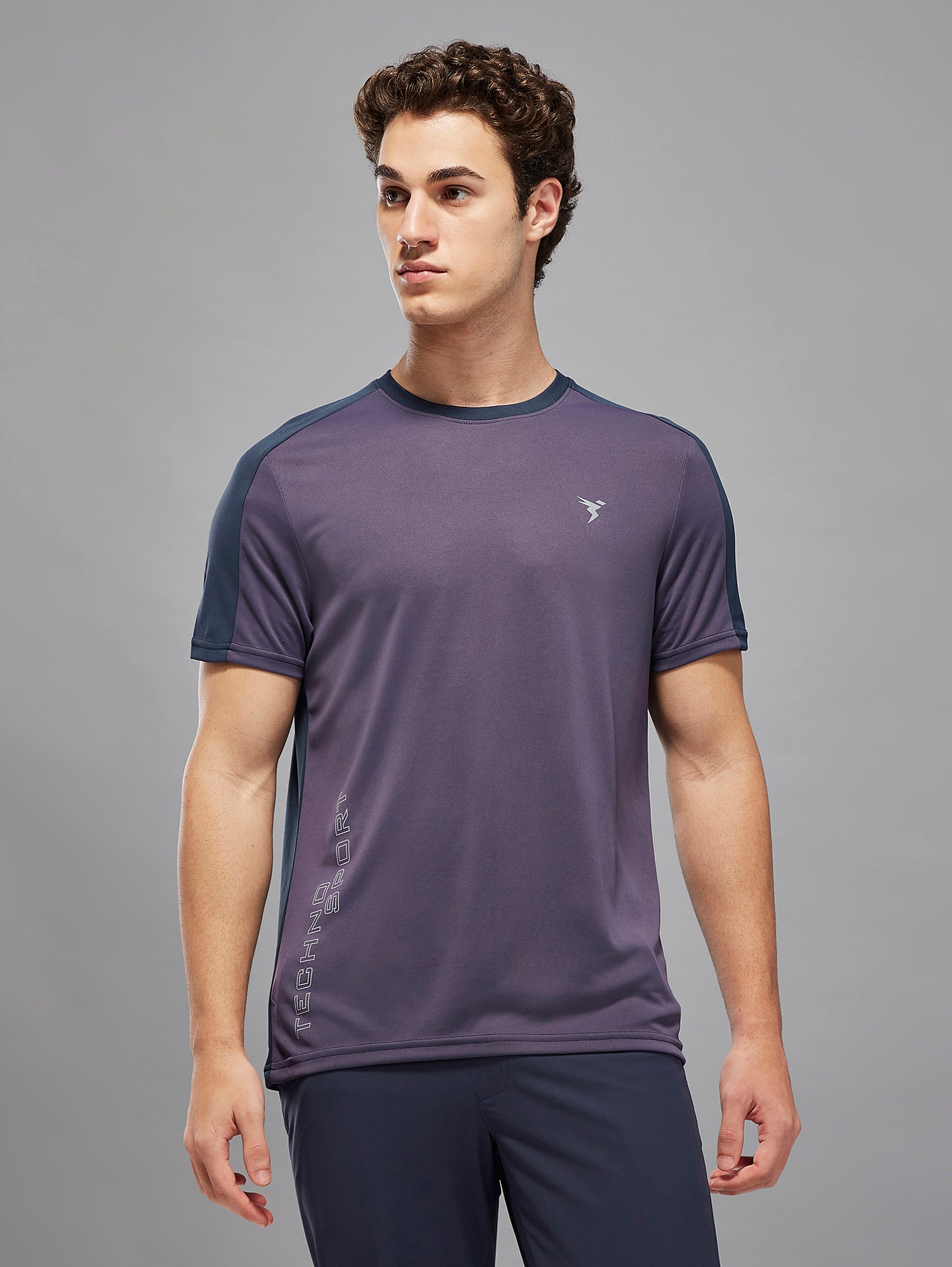 Men Solid Slim Fit Crew Neck T-shirt with TECHNO COOL+