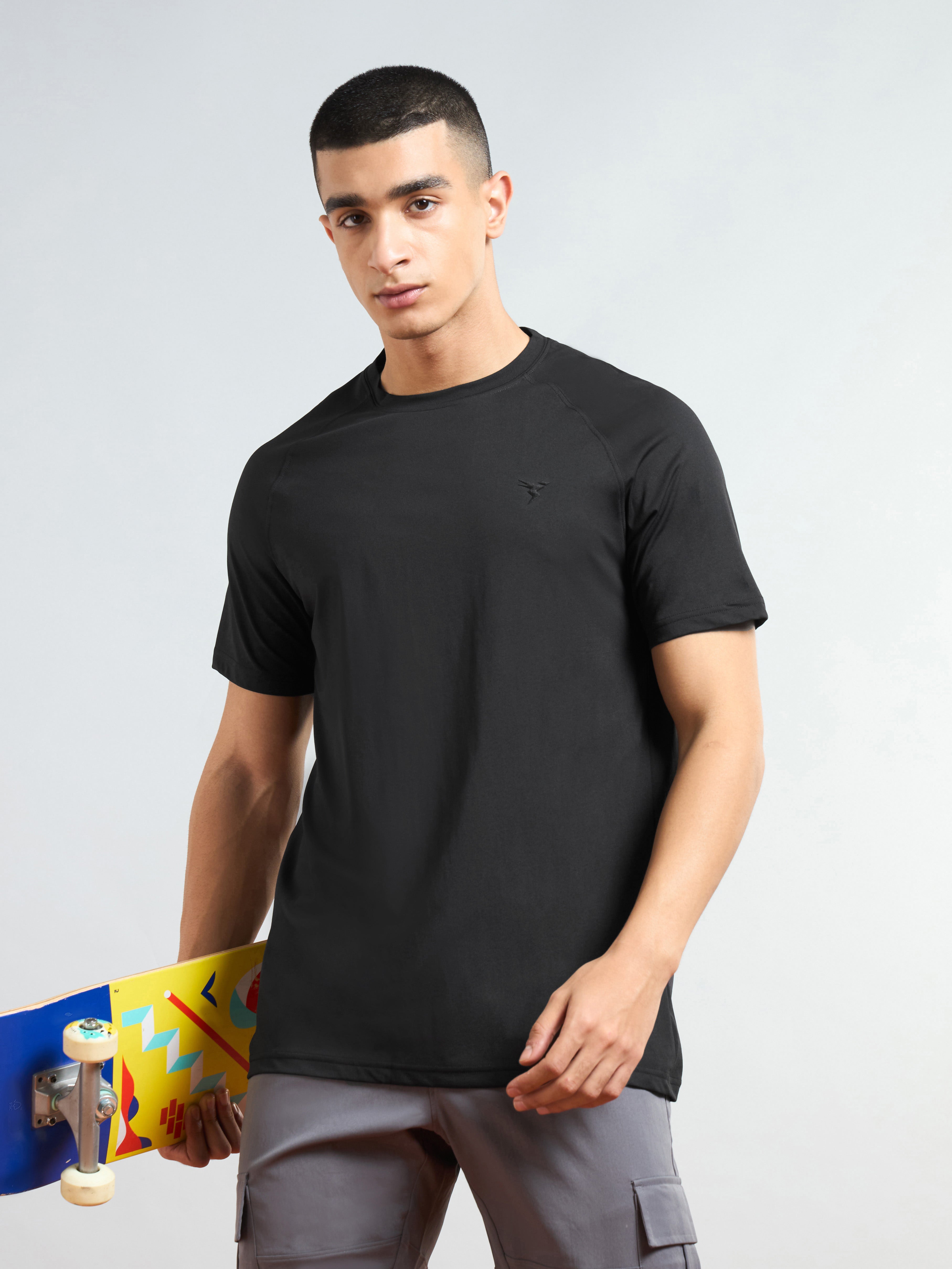 Men Solid Slim Fit Round Neck T-shirt with COTFLEX