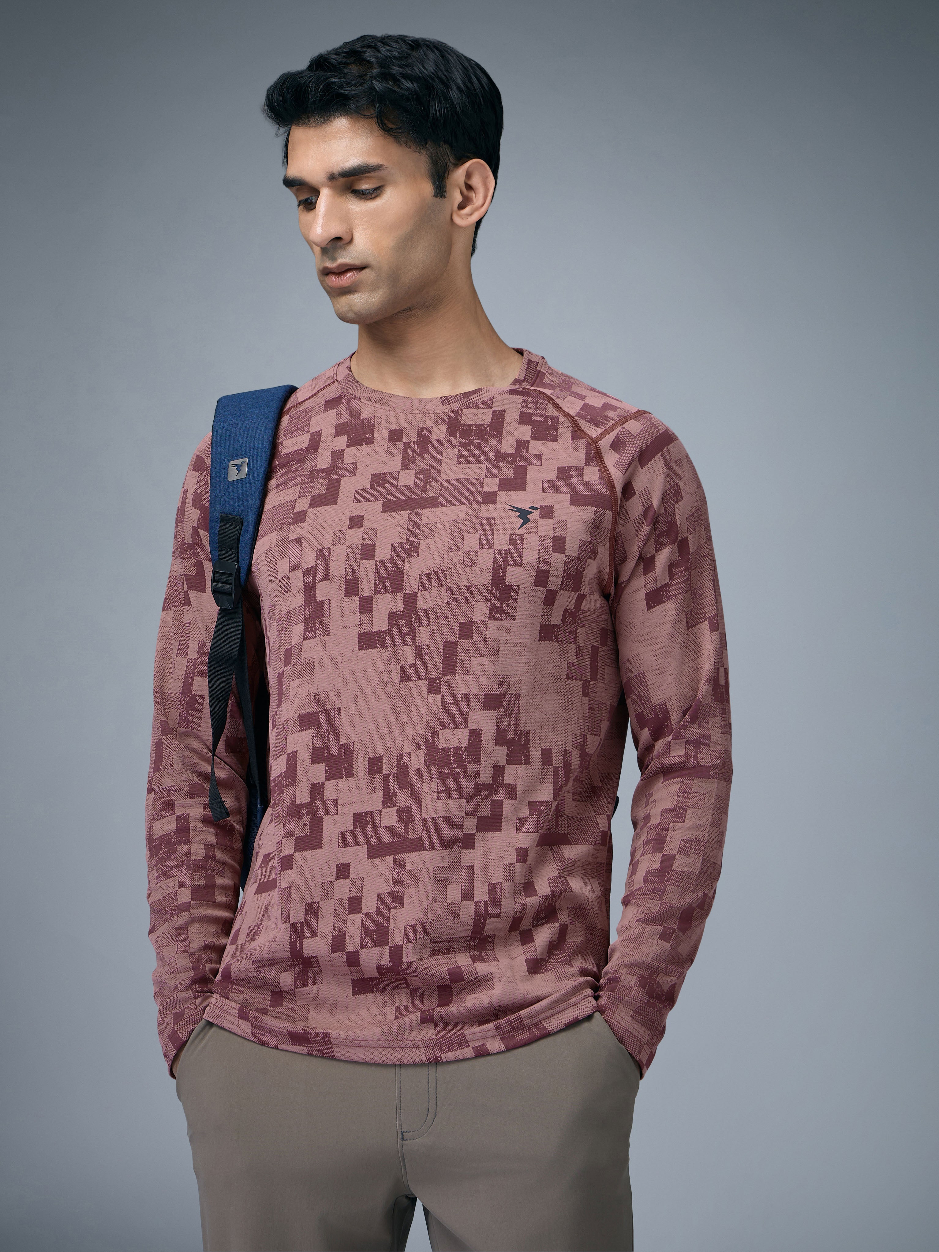 Men Jacquard Slim Fit Round Neck T-shirt with DOUBLE COOL