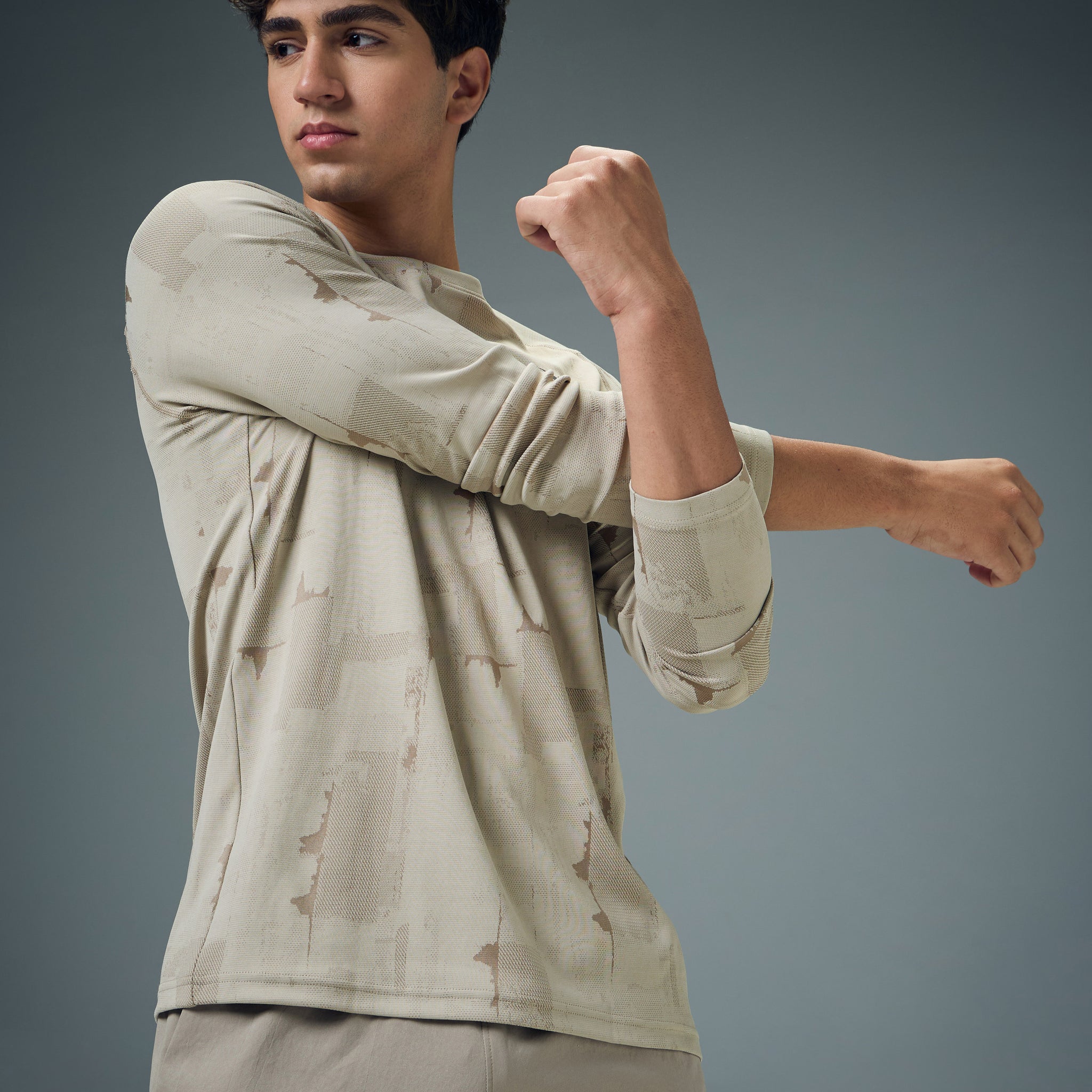 Men Jacquard Slim Fit Round Neck T-shirt with DOUBLE COOL