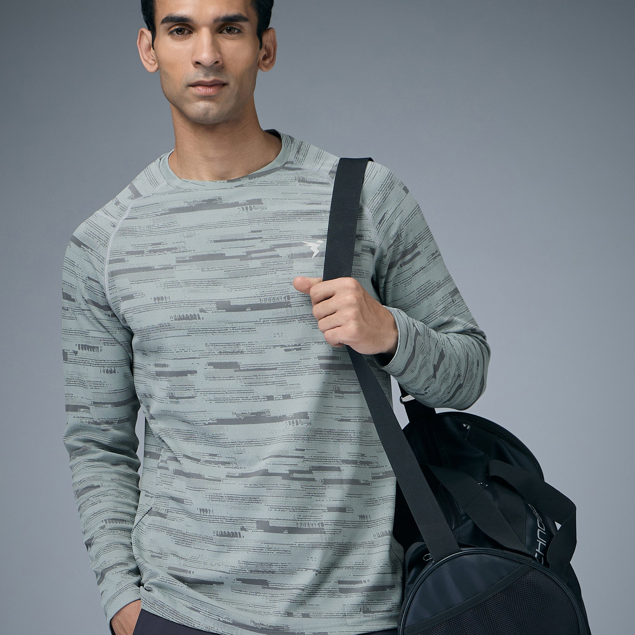 Men Jacquard Slim Fit Round Neck T-shirt with DOUBLE COOL