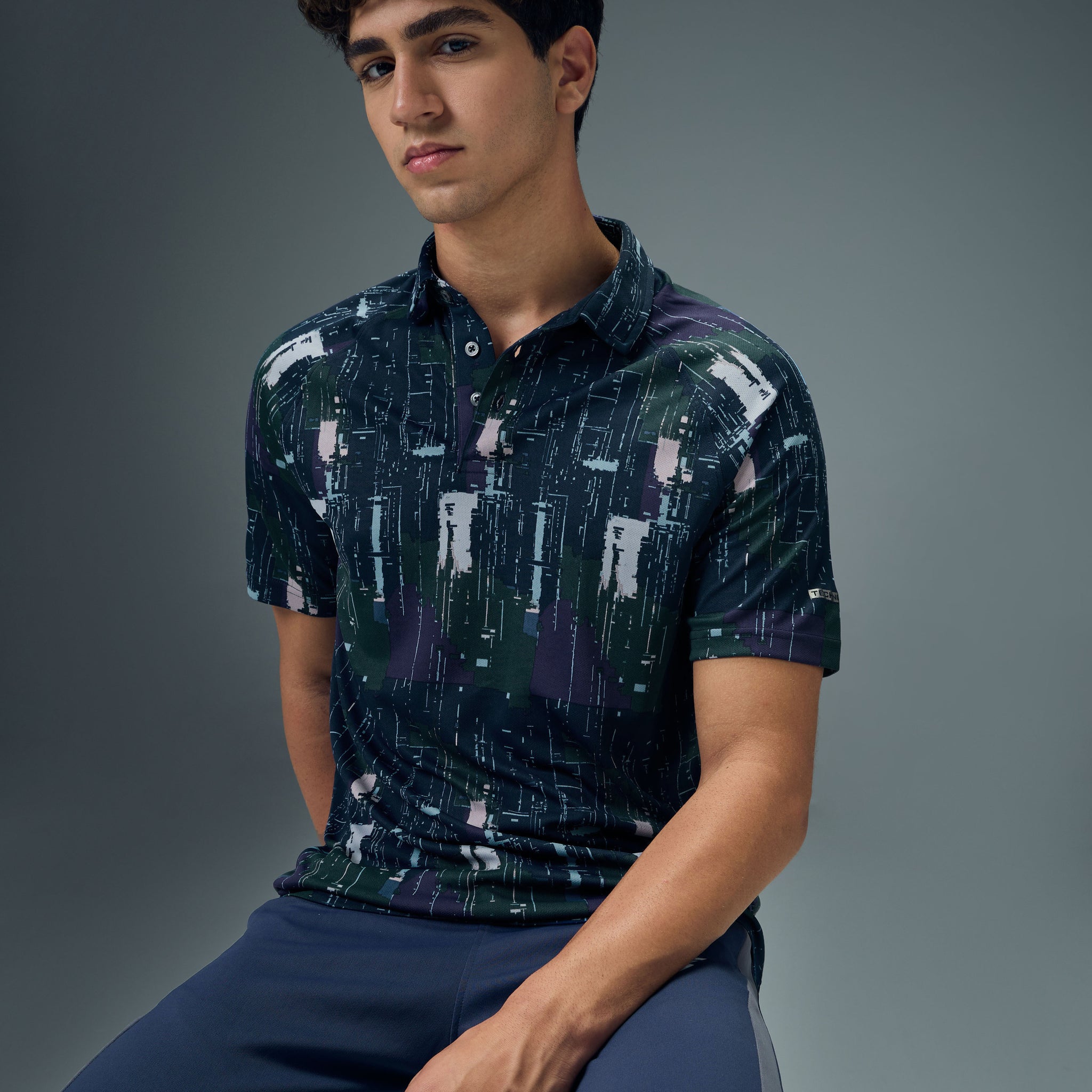 Men Printed Slim Fit Polo T-shirt with TECHNOCOOL+