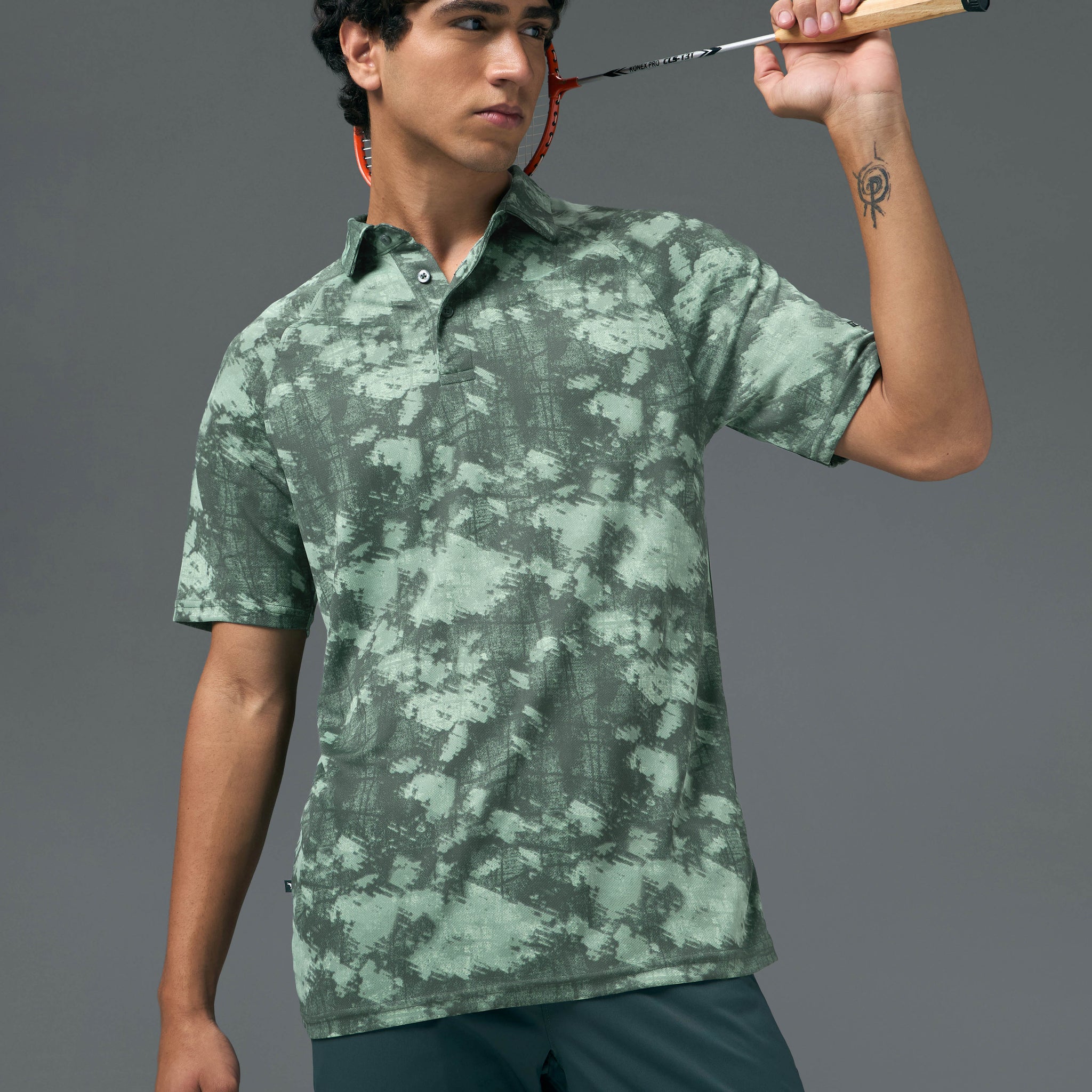 Men Printed Slim Fit Polo T-shirt with TECHNOCOOL+