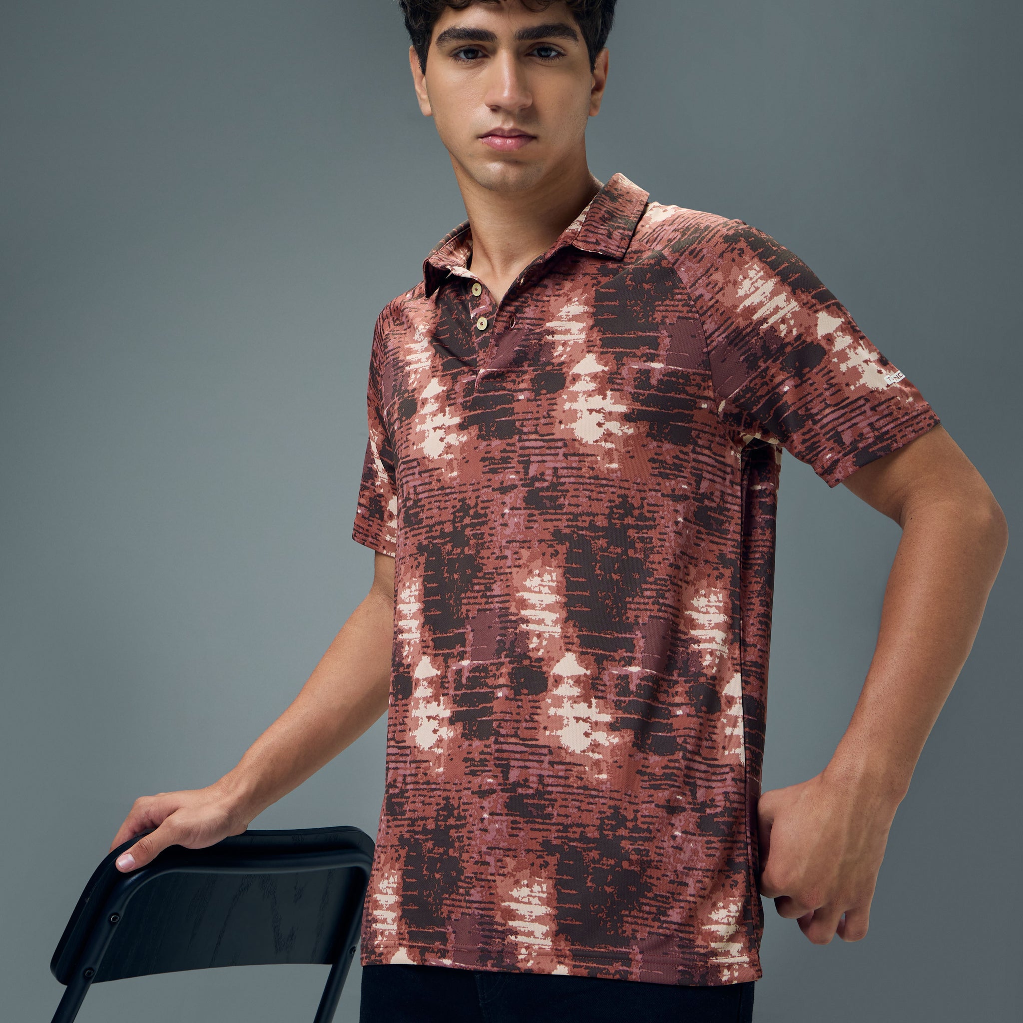 Men Printed Slim Fit Polo T-shirt with TECHNOCOOL+