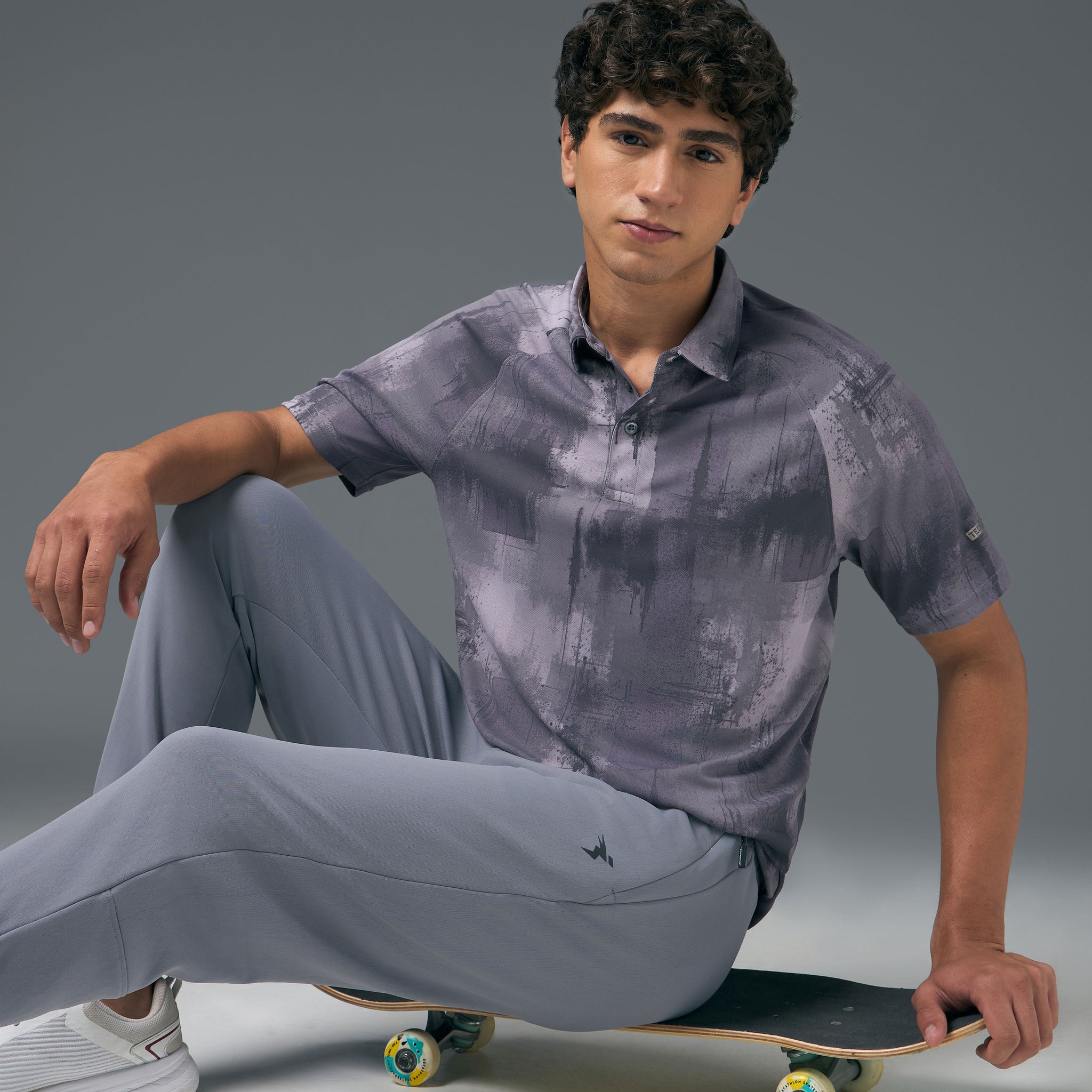 Men Printed Slim Fit Polo T-shirt with TECHNOCOOL+