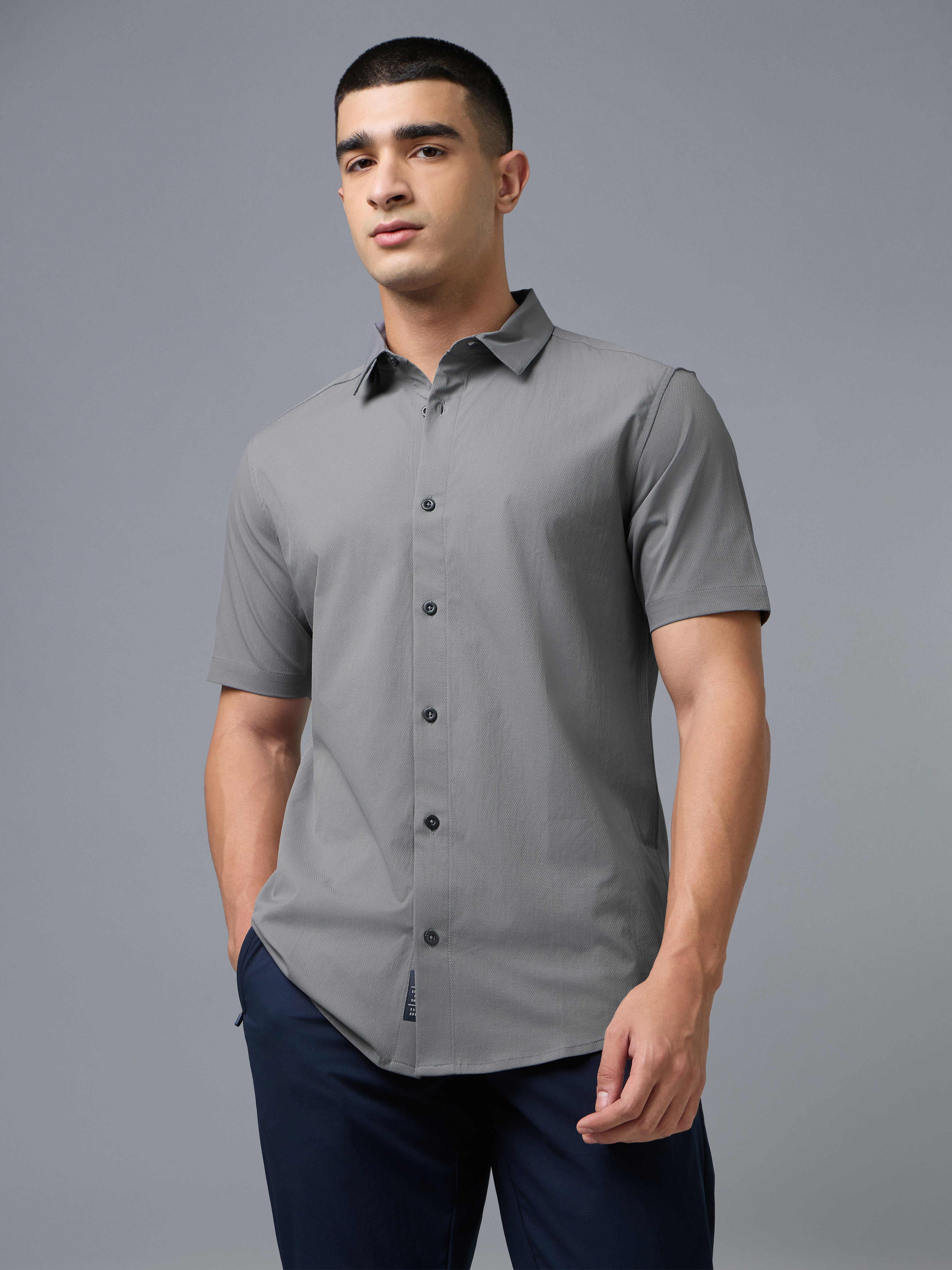 Men Solid Slim Fit Spread Collar Shirt with TS LYTRA