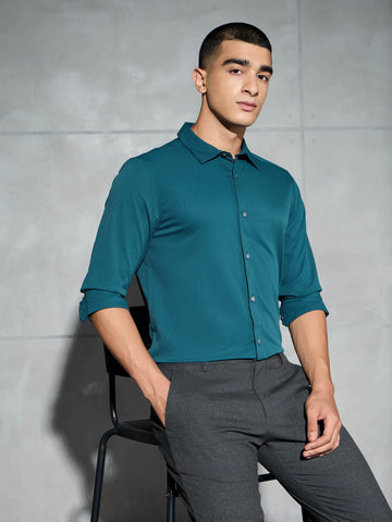 Men Solid Slim Fit Spread Collar Shirt with TS LYTRA