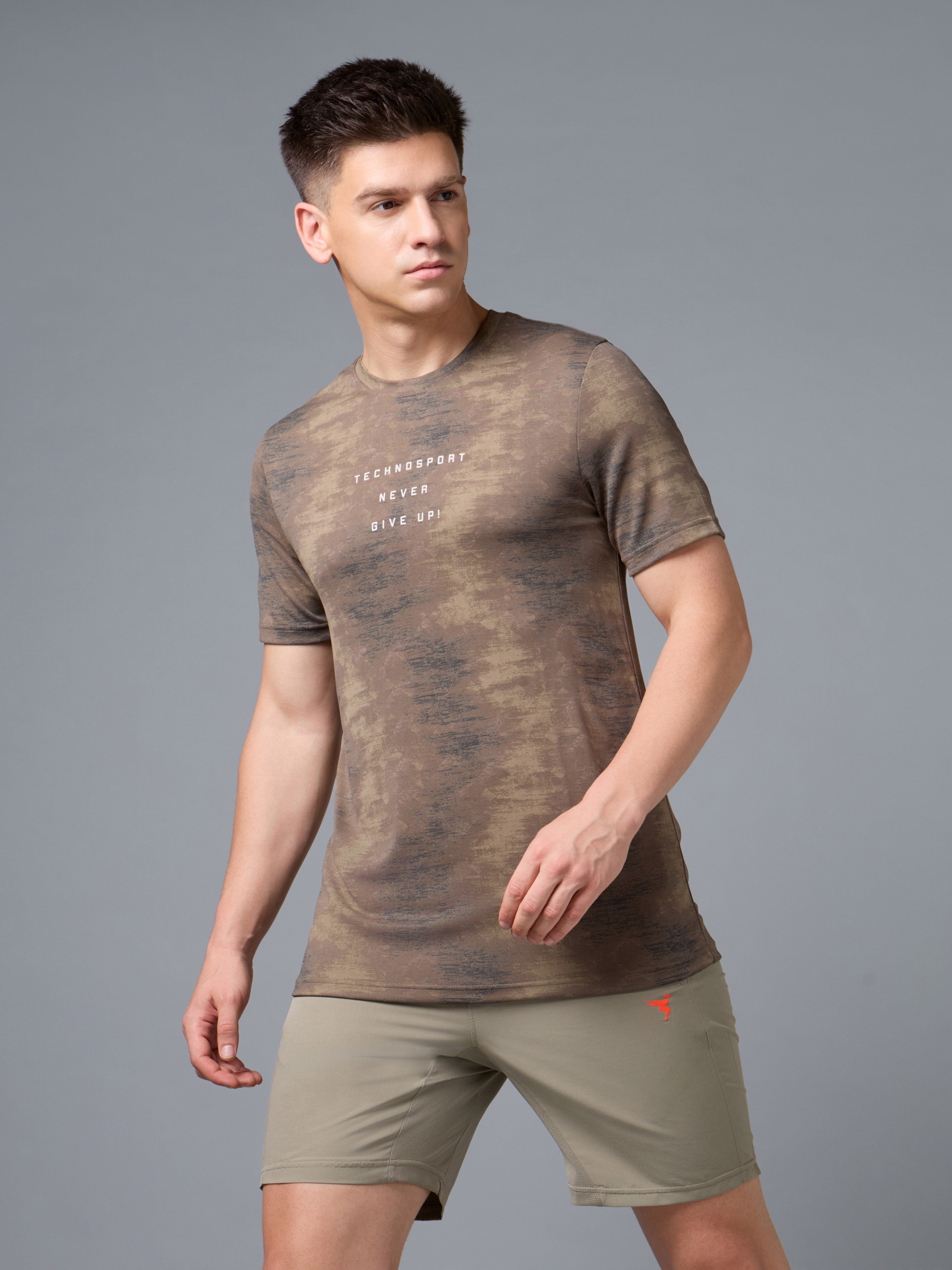 Men Printed Slim Fit Round Neck T-shirt with TECHNOCOOL+