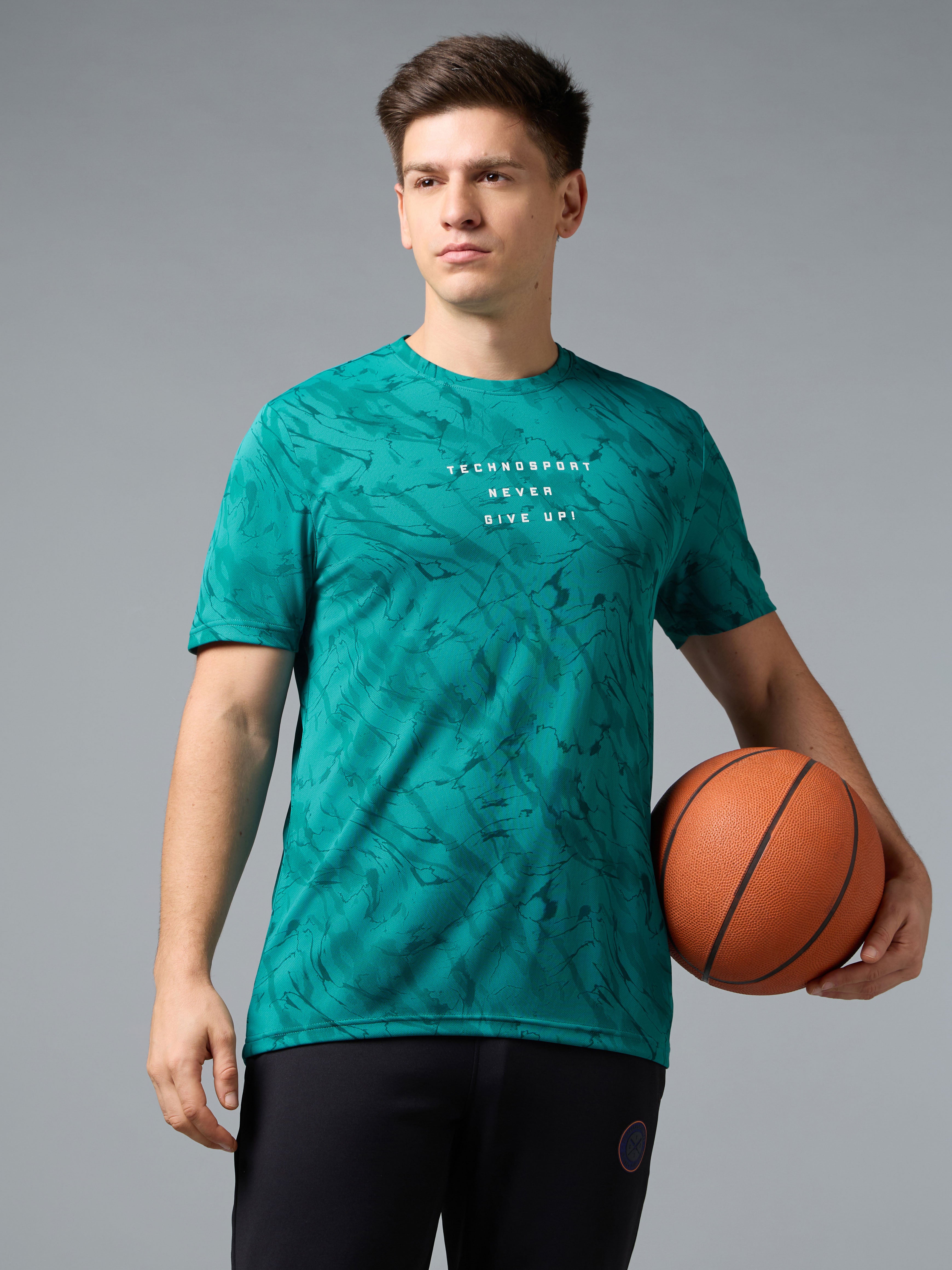 Men Printed Slim Fit Round Neck T-shirt with TECHNOCOOL+
