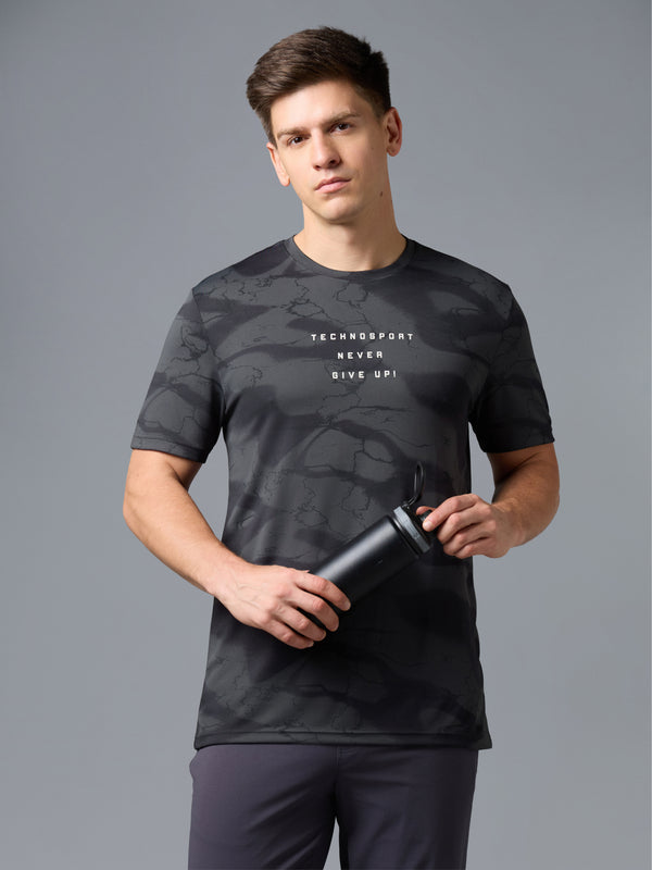 Men Printed Slim Fit Round Neck T-shirt with TECHNOCOOL+
