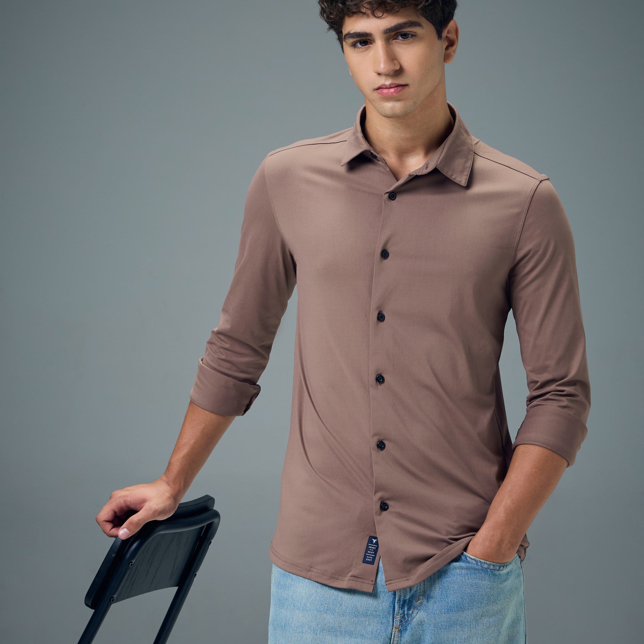 Men Solid Regular Fit Spread Collar Casual Shirt with COTFLEX