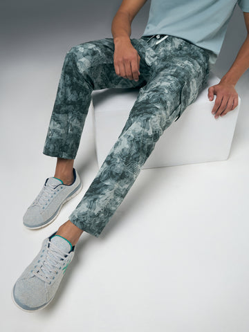 Men Printed Straight Fit Sports Cargo Trackpants with TS LYTRA