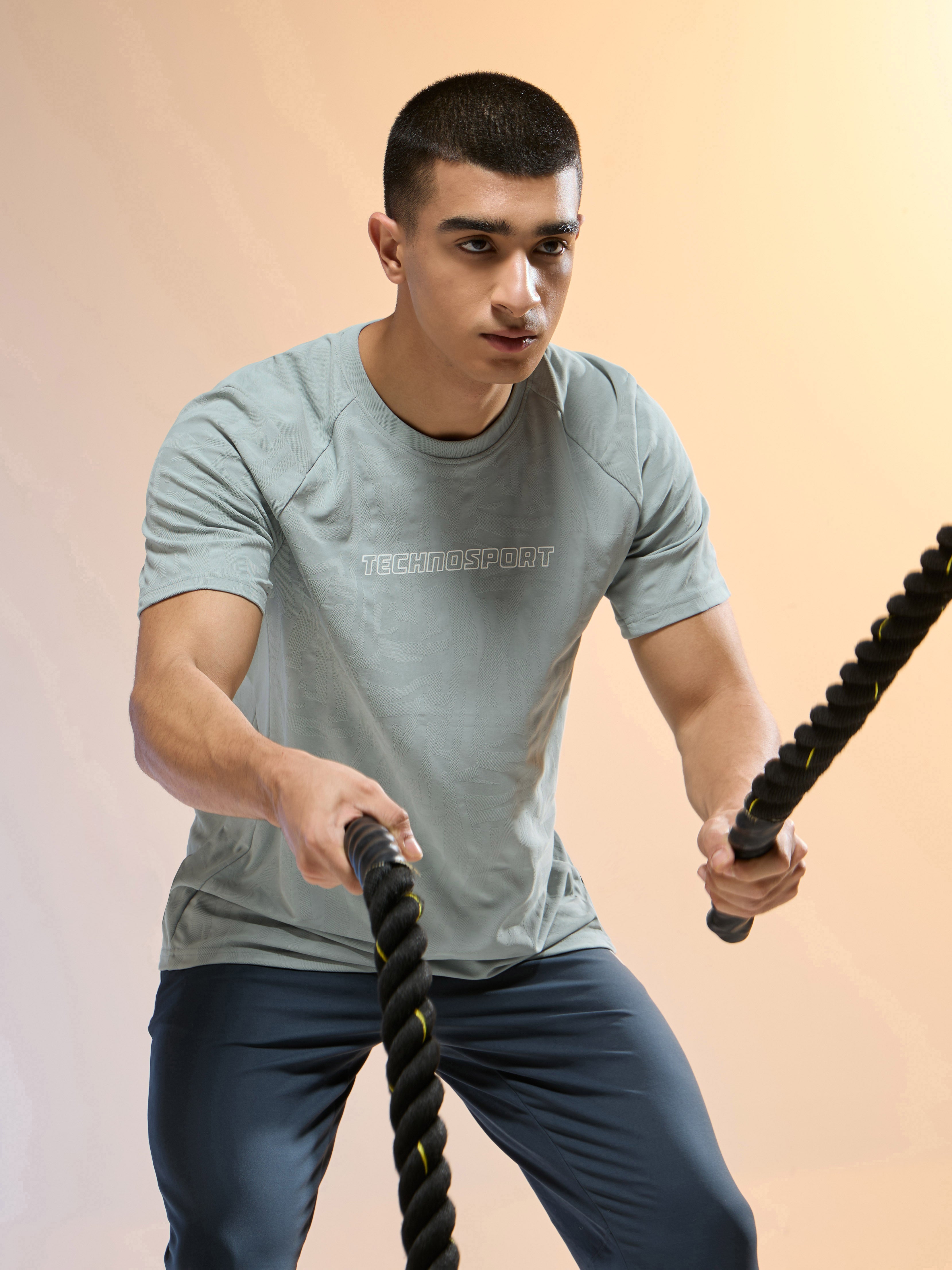 Men Jacquard Slim Fit Round Neck Sports T-shirt with MATPIQ