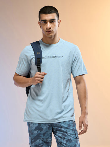 Men Jacquard Slim Fit Round Neck Sports T-shirt with MATPIQ