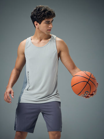 Men Colorblock Slim Fit Scoop Neck Sports Innerwear Vest with TECHNOCOOL+