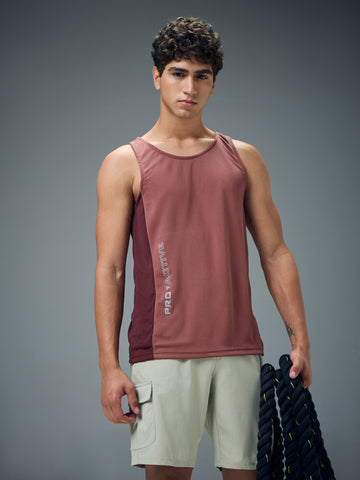 Men Colorblock Slim Fit Scoop Neck Sports Innerwear Vest with TECHNOCOOL+