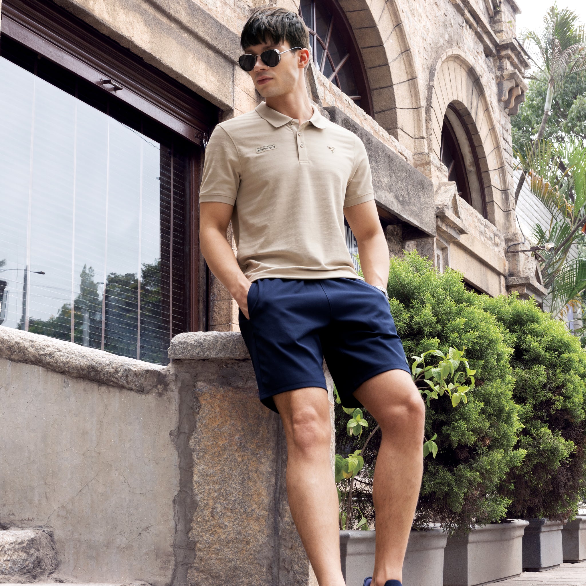 Men Solid Slim Fit Active Out Sports Shorts with ELASTOPLUS