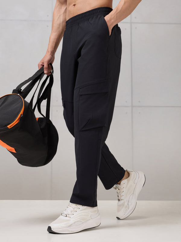 Men Active Out Cargo Trackpants with DURACOOL+