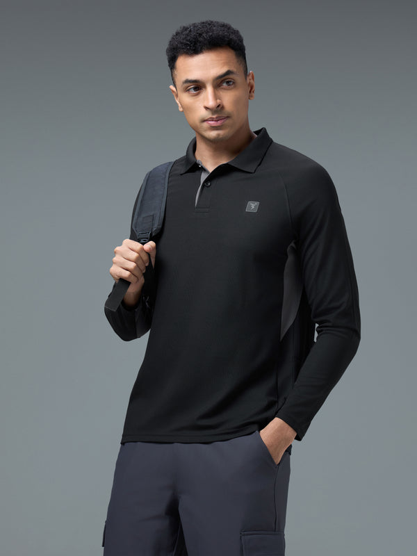 Men Colorblock Slim Fit Polo T-shirt with MATPIQ