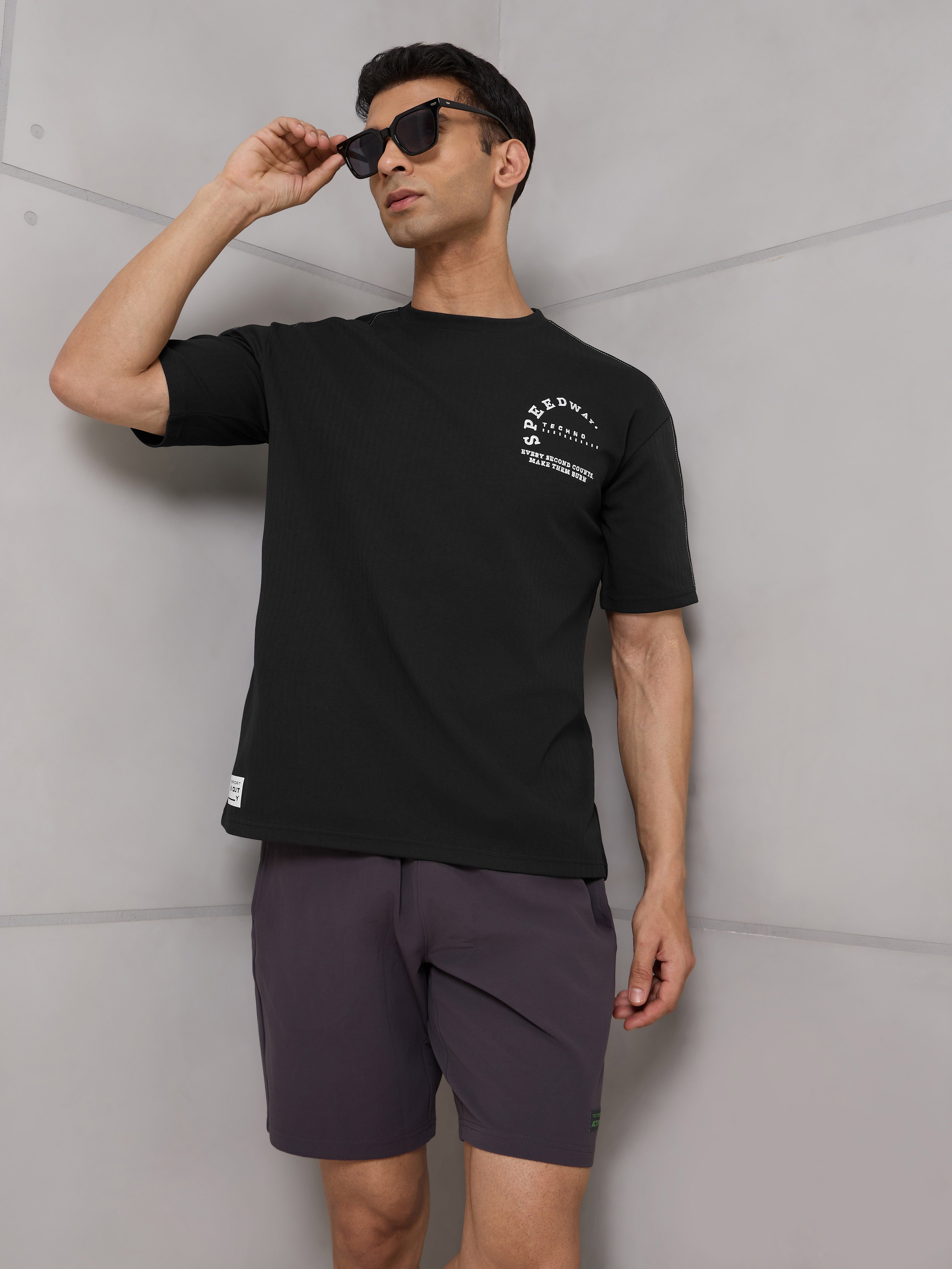 Men Round Neck Self Design Active Out Regular Fit T-Shirt with ELASTOPLUS