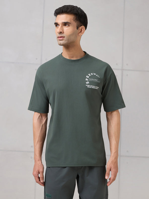 Men Round Neck Self Design Active Out Regular Fit T-Shirt with ELASTOPLUS