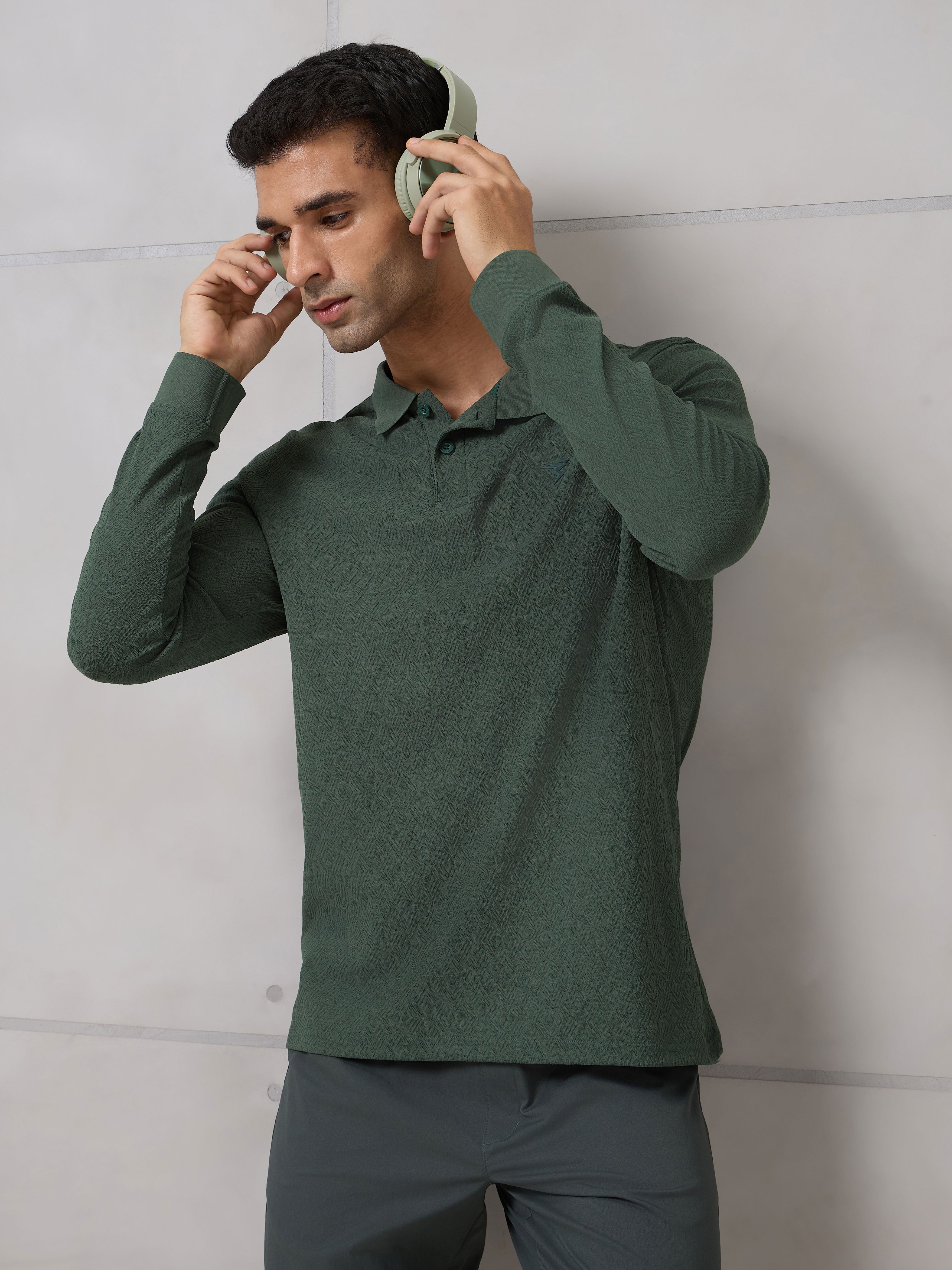 Men Solid Active Out Polo Neck T-shirt with COTFLEX