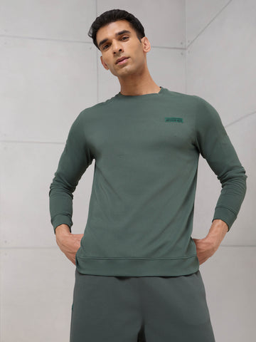 Men Round Neck Solid Active Out Slim Fit T-Shirt with TECHNOCOOL+