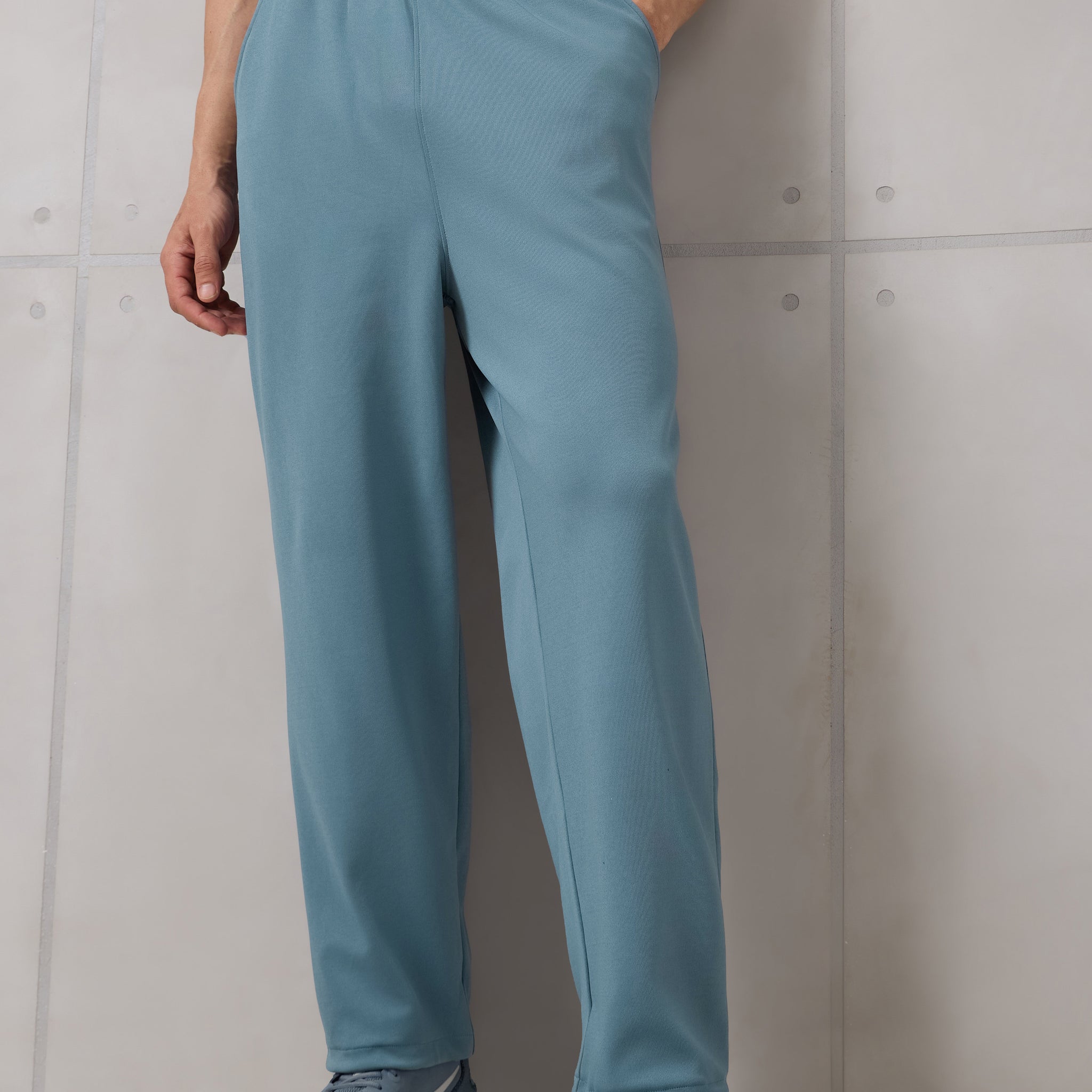 Men Baggy Fit Active Out Trackpants with ELASTOPLUS