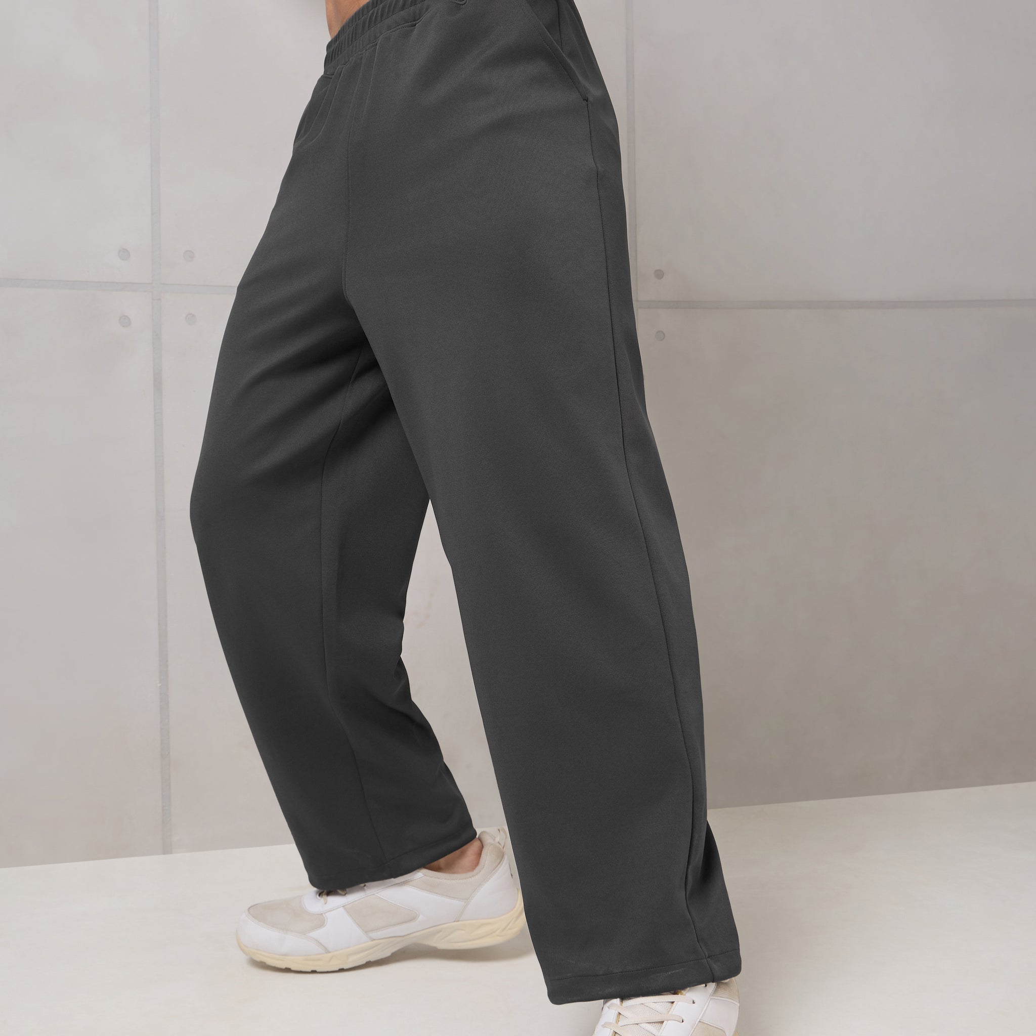 Men Baggy Fit Active Out Trackpants with ELASTOPLUS