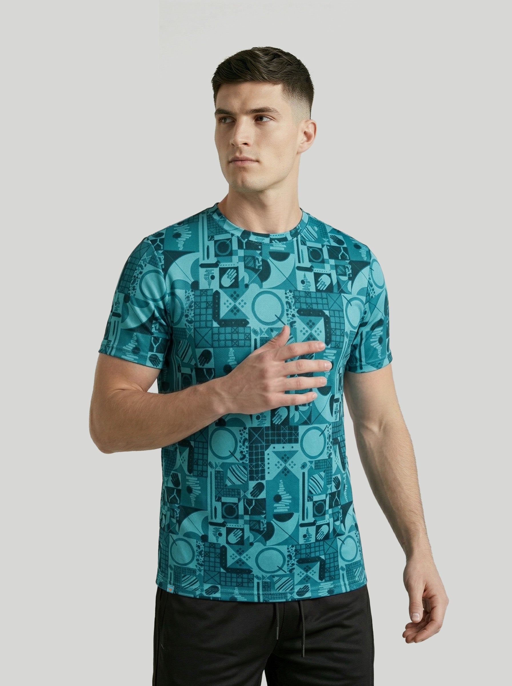 Men Printed Slim Fit Crew Neck T-shirt with MATPIQ