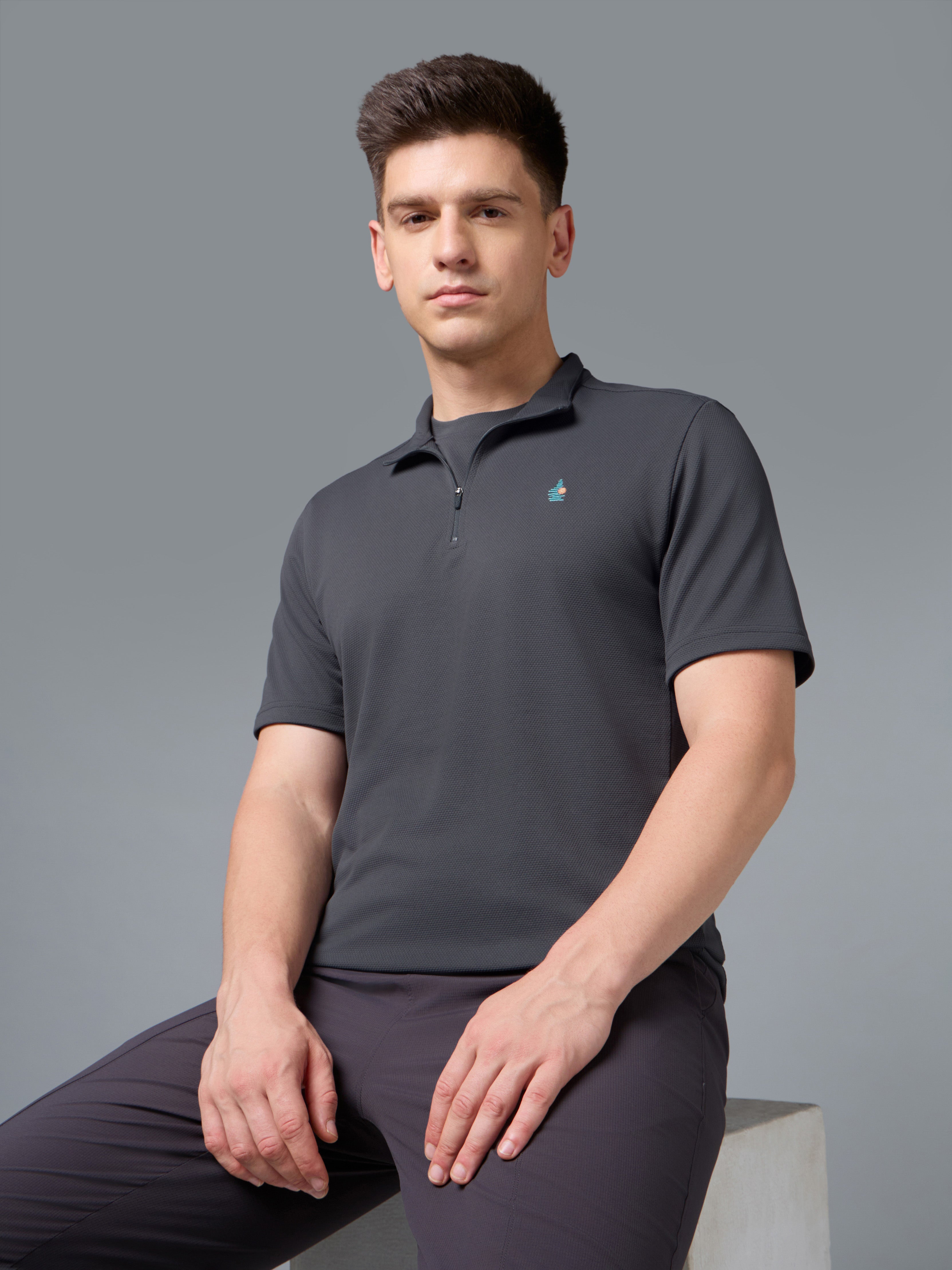 Men's Mock Neck Half Sleeve Gym T-Shirt With TECHNOCOOL+
