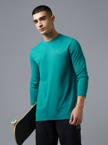 Men Round Neck Solid Slim Fit T-Shirt with TECHNOCOOL+